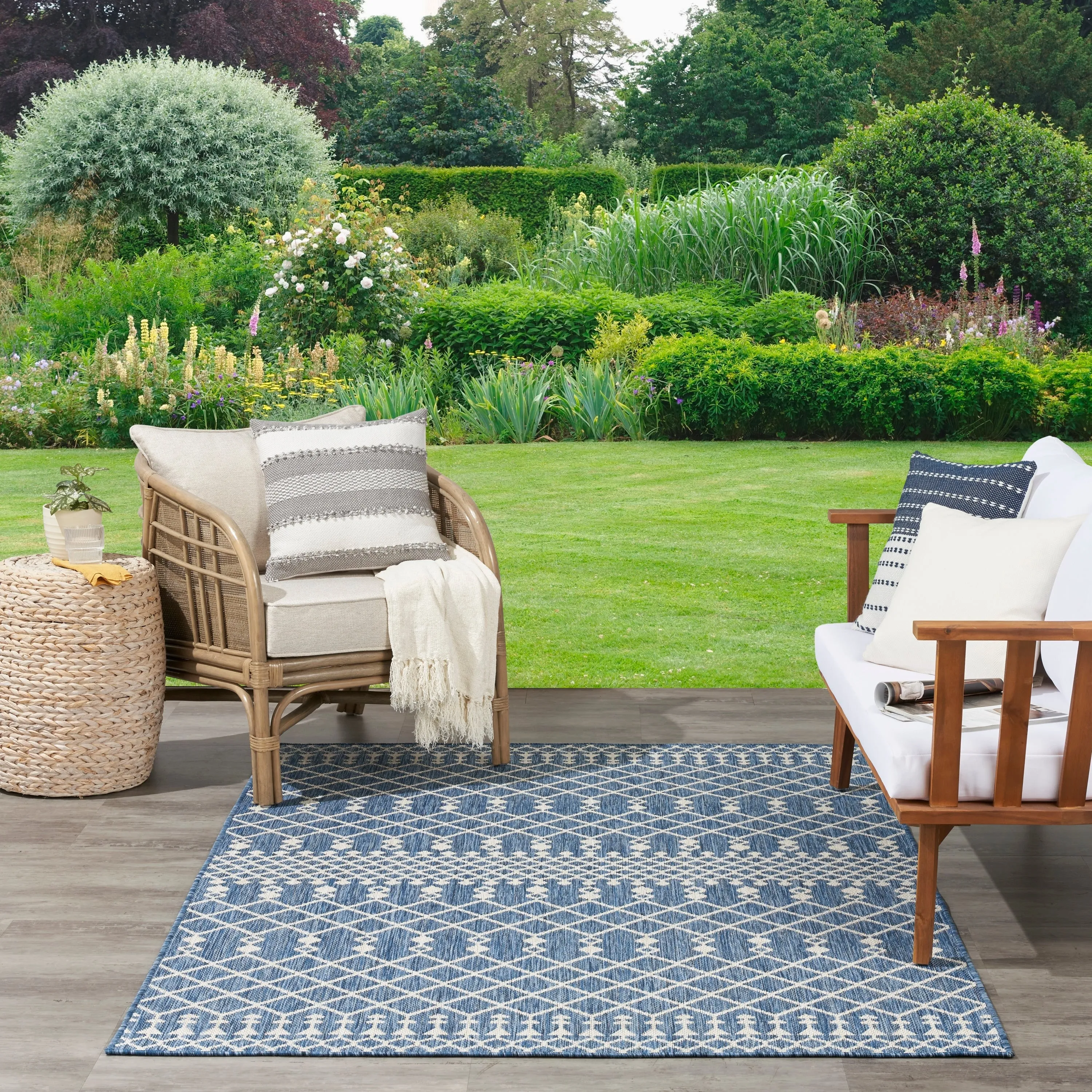 Nourison Positano Indoor/Outdoor Moroccan Area Rug