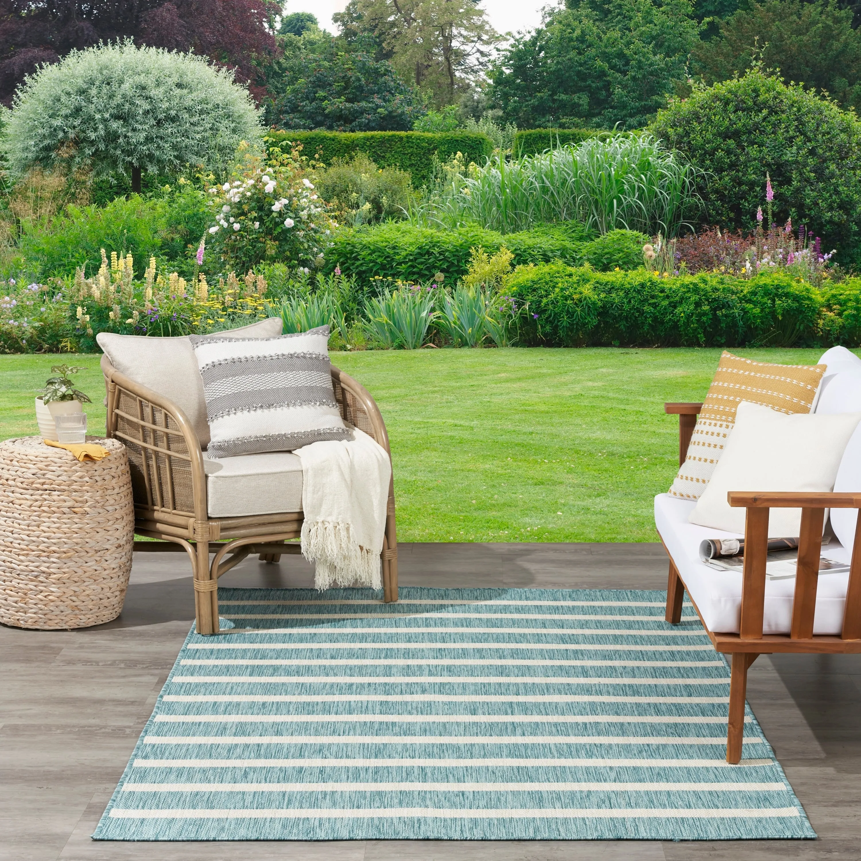 Nourison Positano Indoor/Outdoor Striped Area Rug