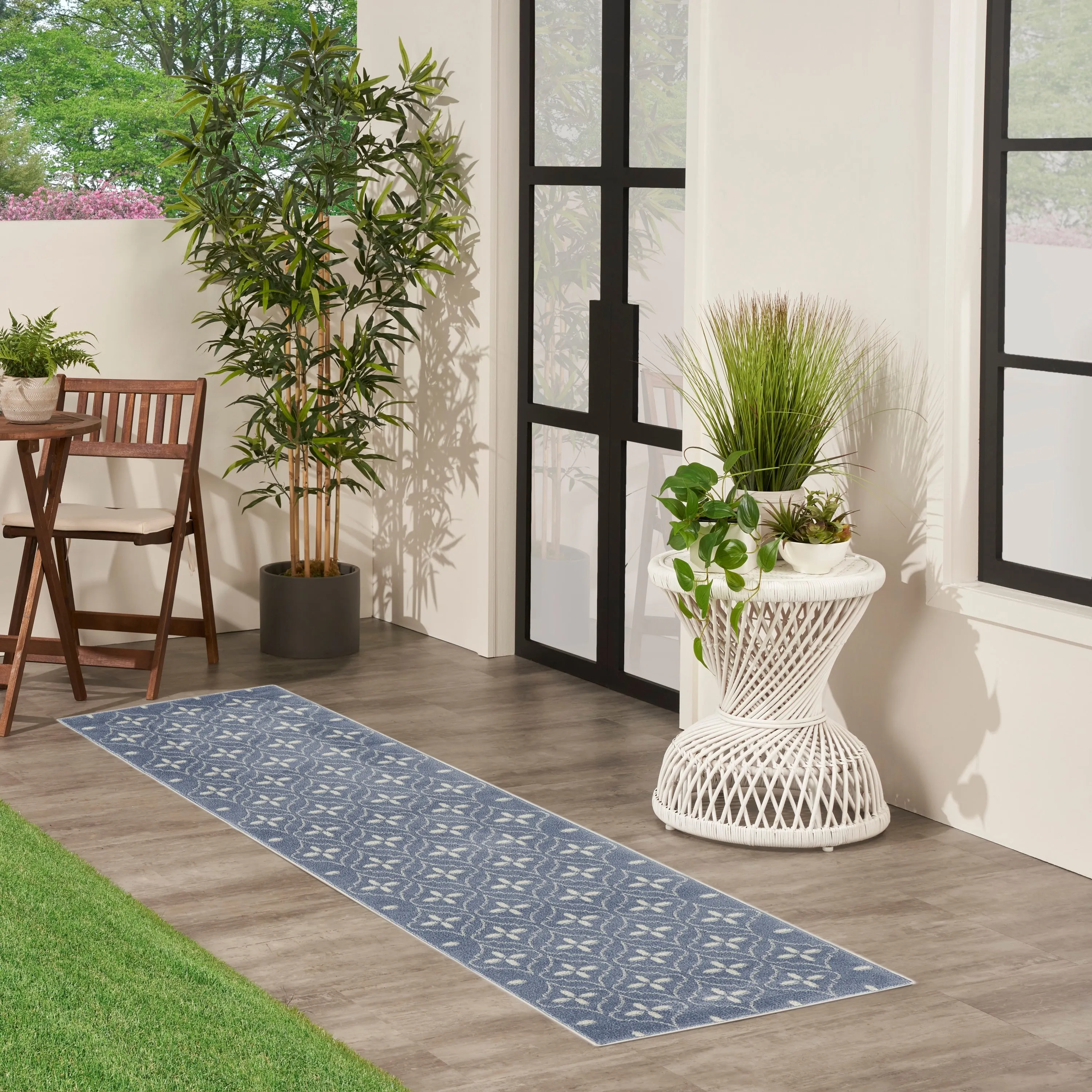 Nourison Sandy Indoor / Outdoor Blue Moroccan Area Rug