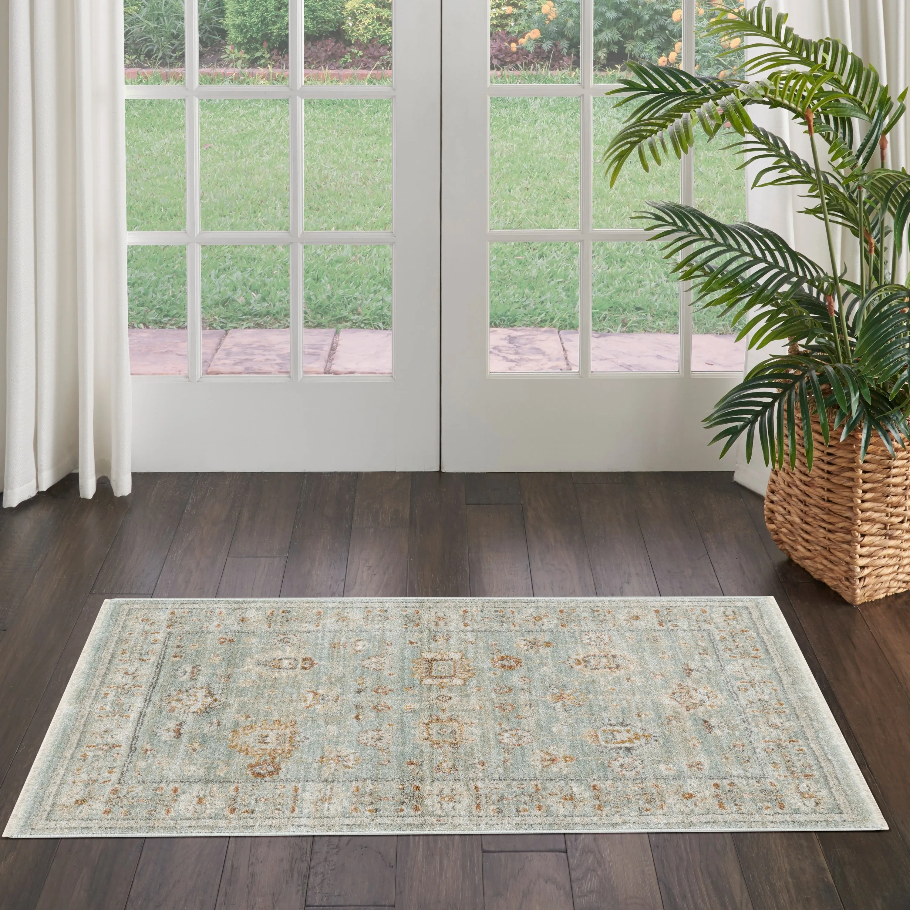 Nourison Traditional Home Indoor Persian Area Rug