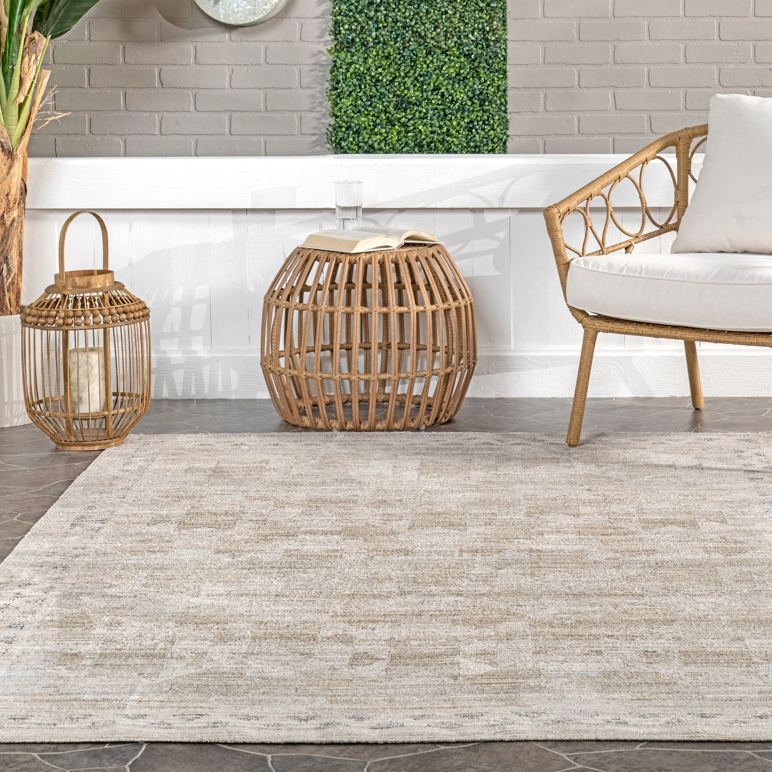 Nuloom Aine Bordered Machine Washable Indoor/Outdoor Area Rug