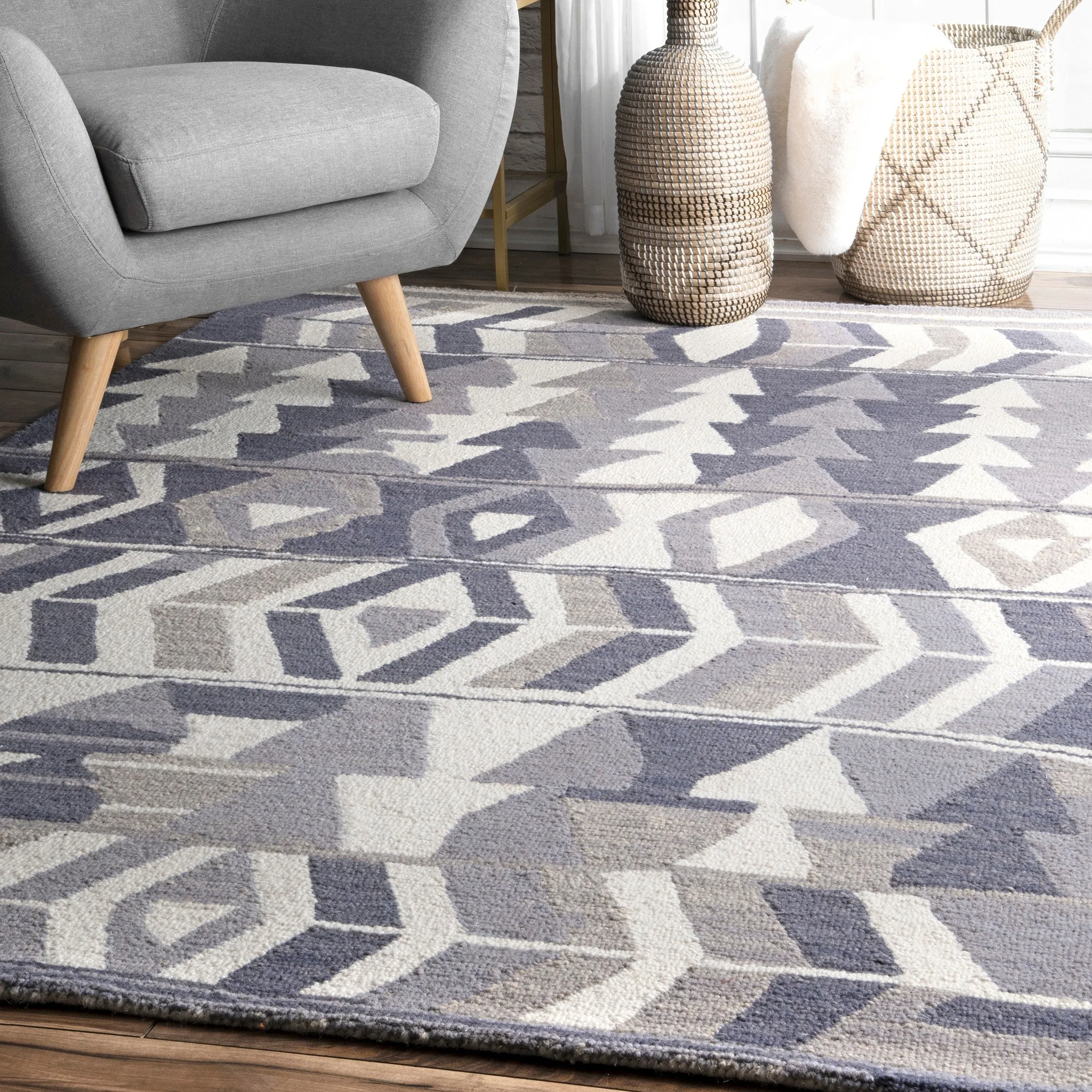 Nuloom Aurora Geometric Wool Area Rug