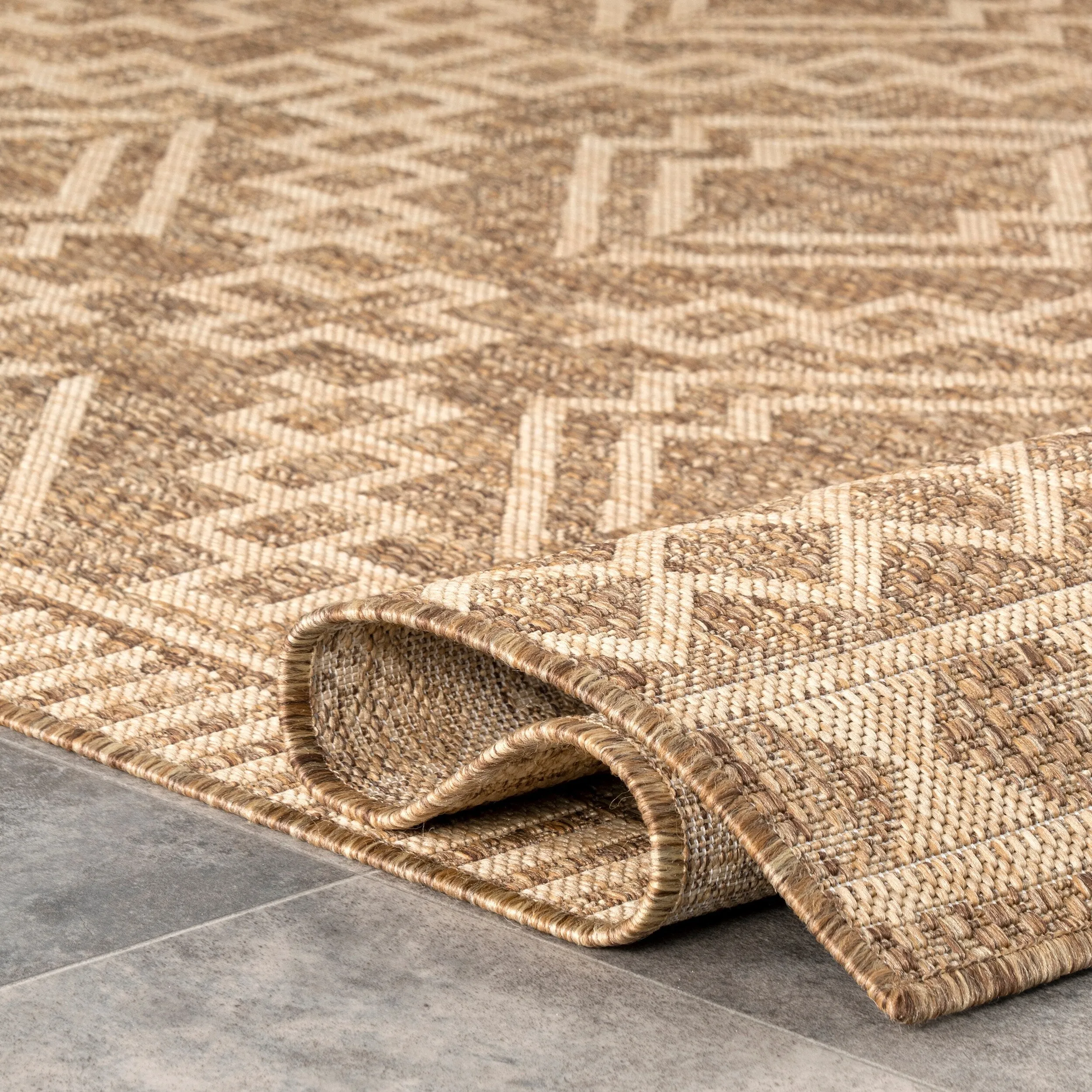 Nuloom Cari Moroccan Tribal Indoor/Outdoor Area Rug