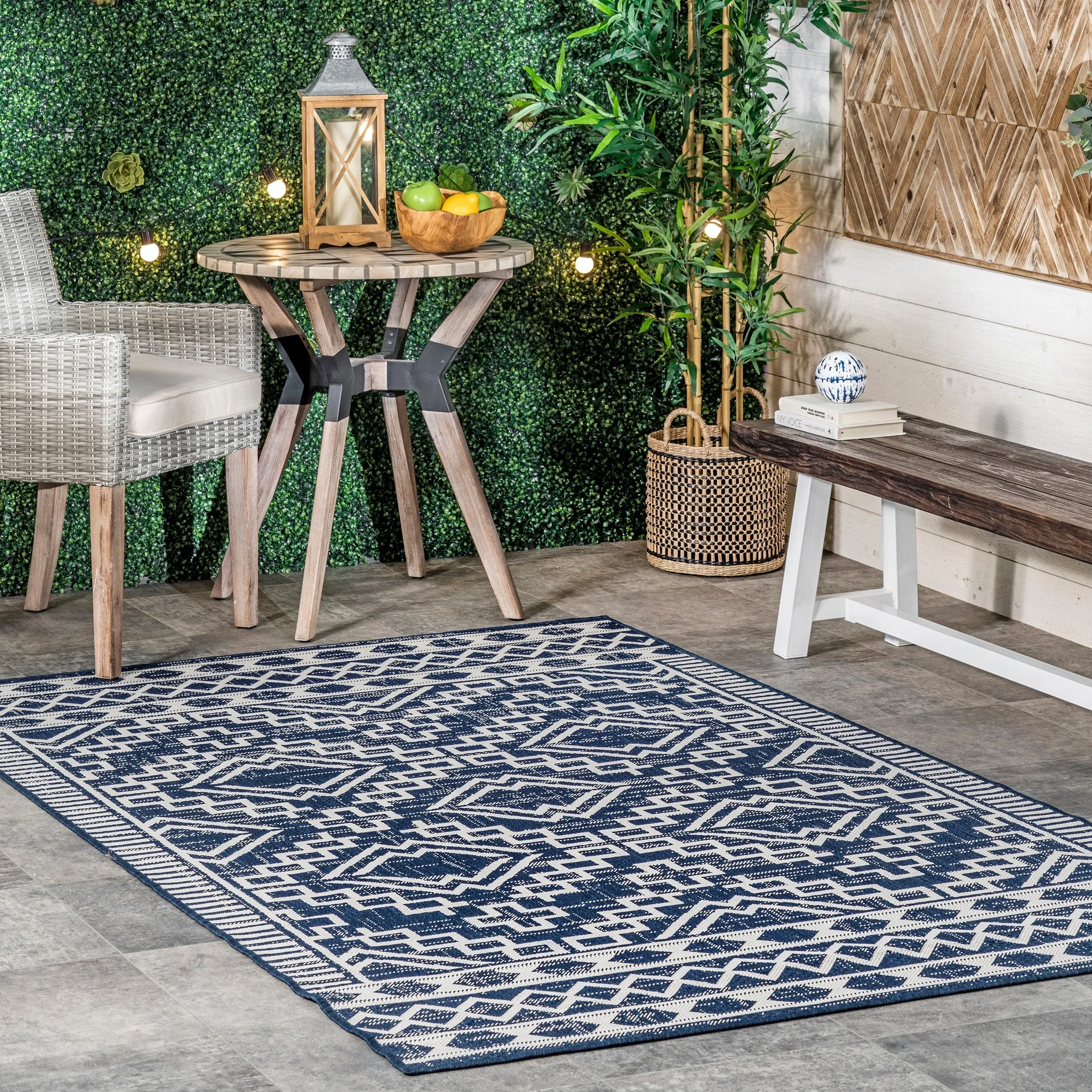 Nuloom Cari Moroccan Tribal Indoor/Outdoor Area Rug