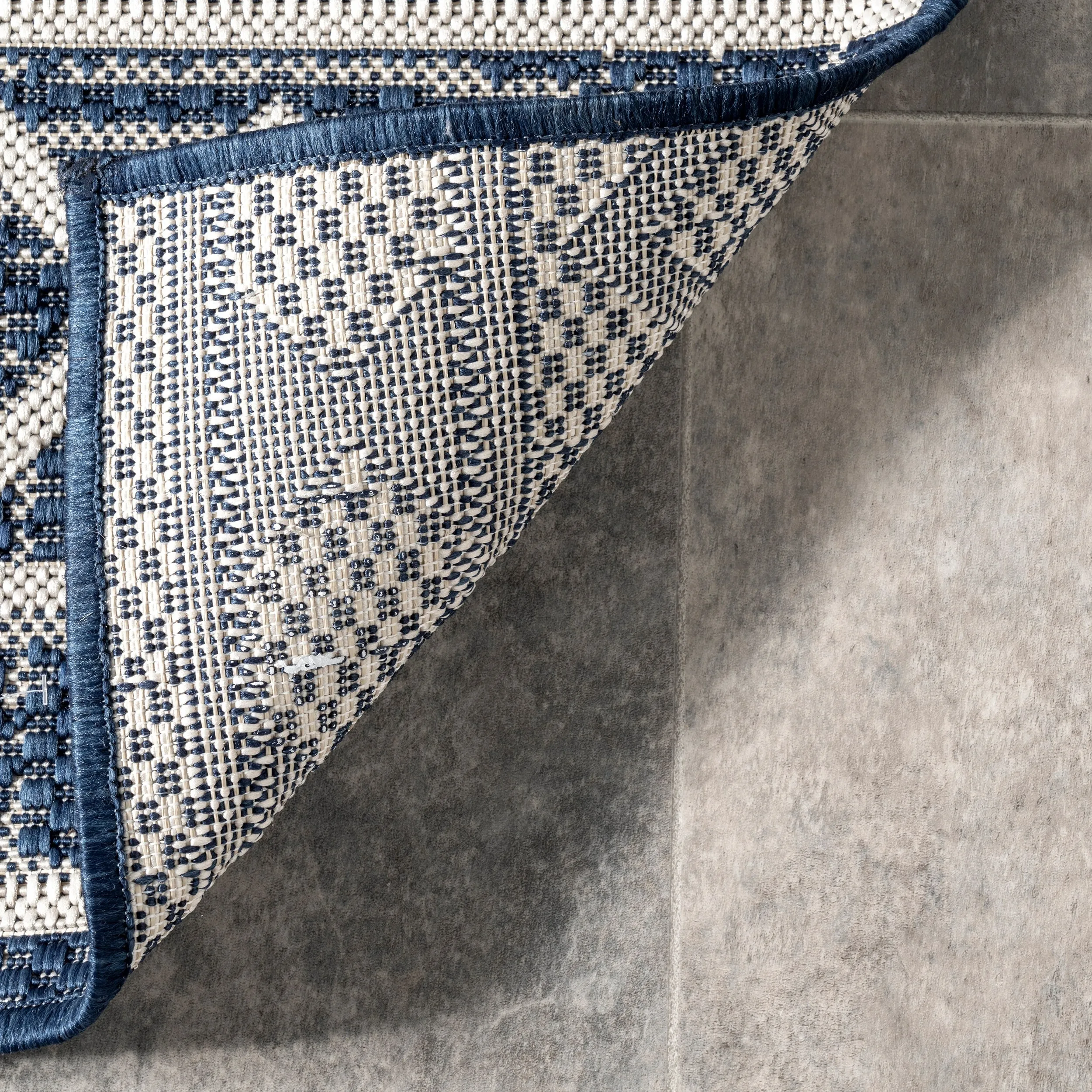 Nuloom Cari Moroccan Tribal Indoor/Outdoor Area Rug