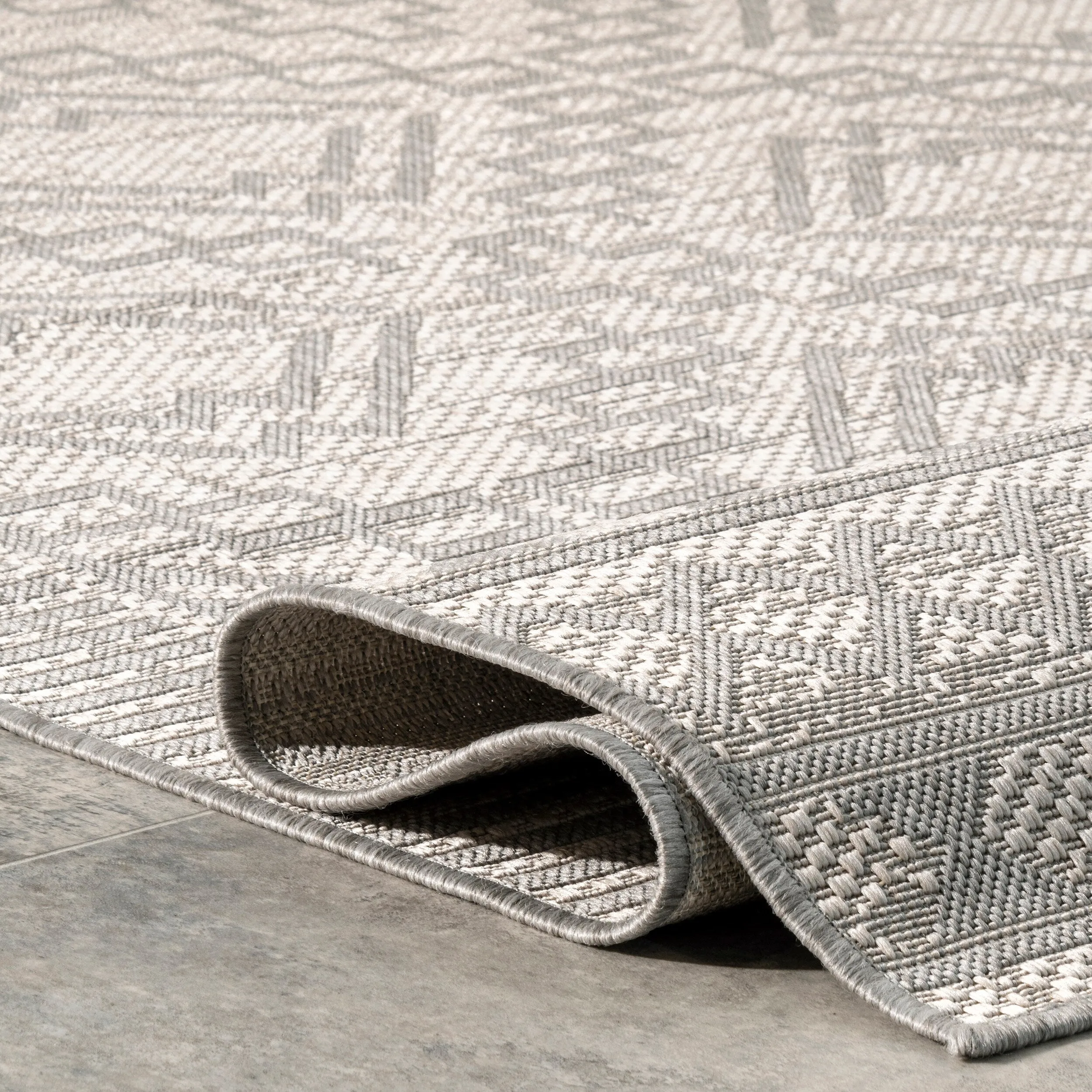 Nuloom Cari Moroccan Tribal Indoor/Outdoor Area Rug