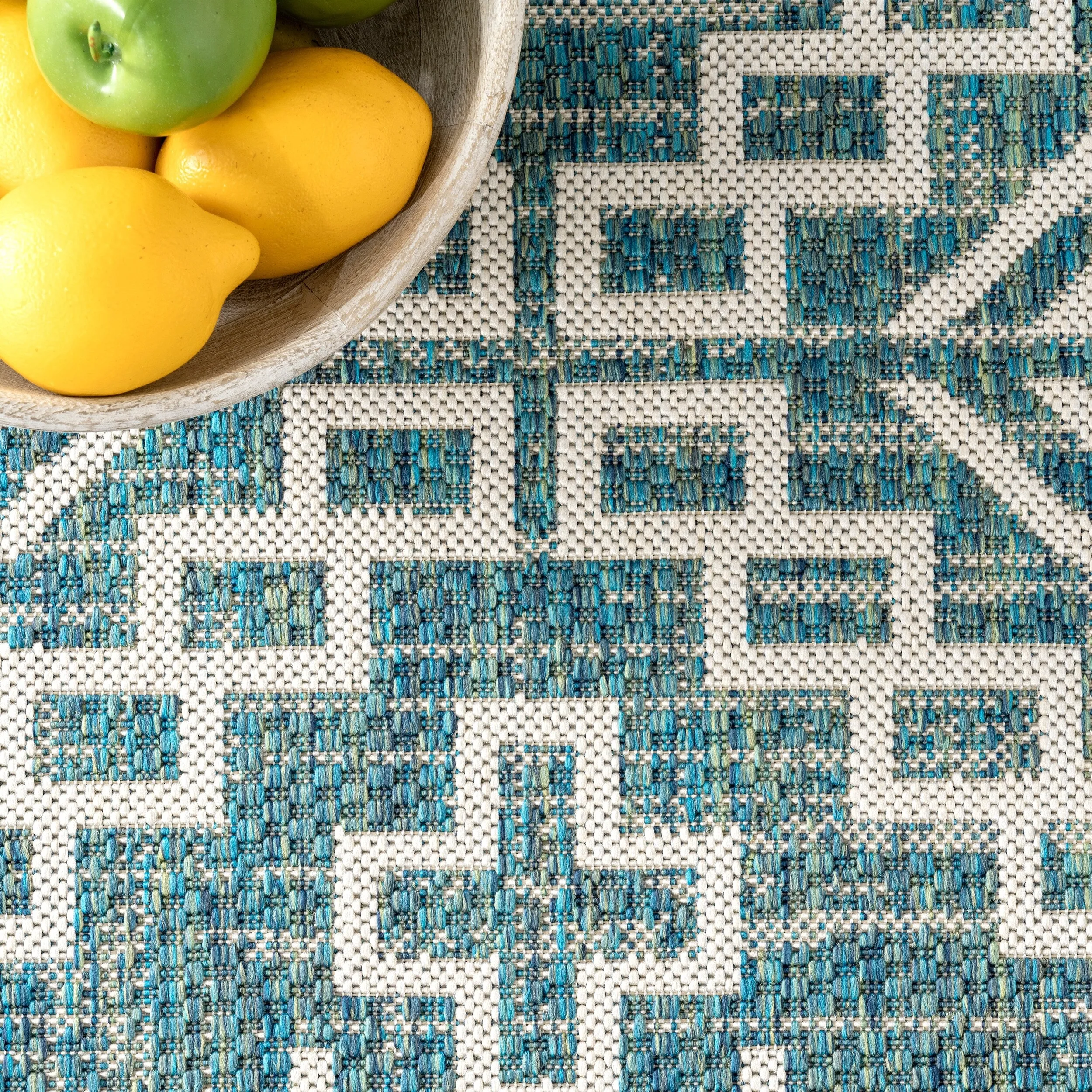 Nuloom Cari Moroccan Tribal Indoor/Outdoor Area Rug