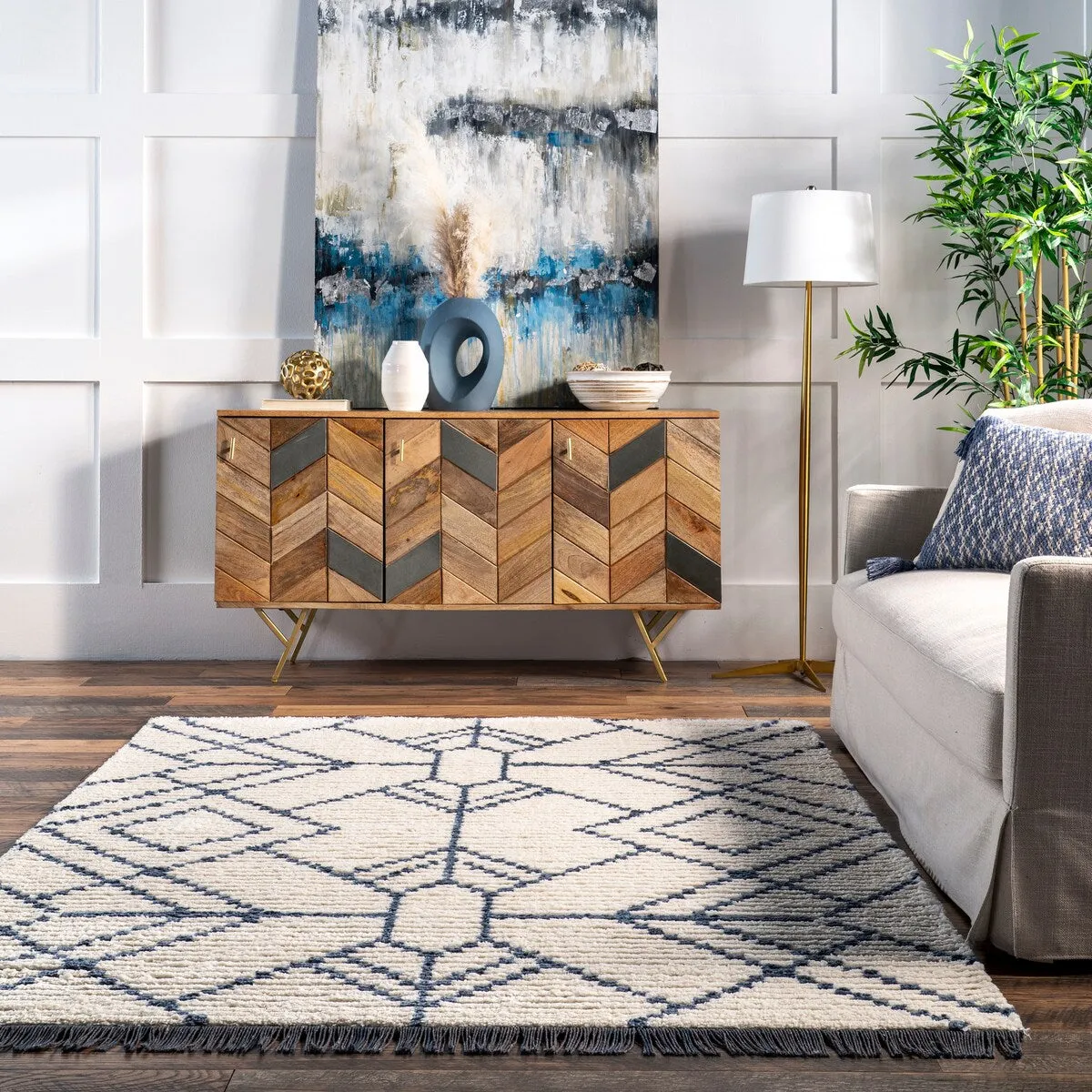 Nuloom Carlina Geometric Shag Fringe Area Rug