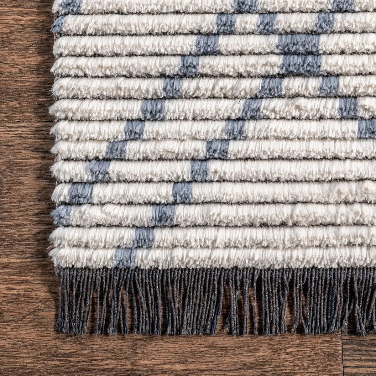 Nuloom Carlina Geometric Shag Fringe Area Rug
