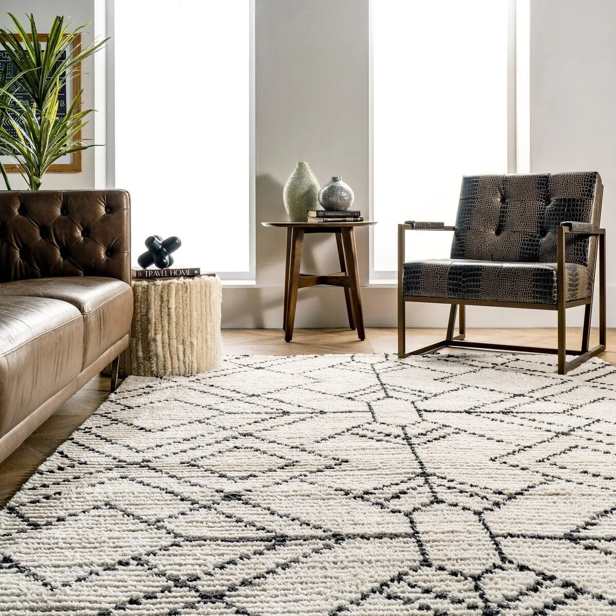Nuloom Carlina Geometric Shag Fringe Area Rug