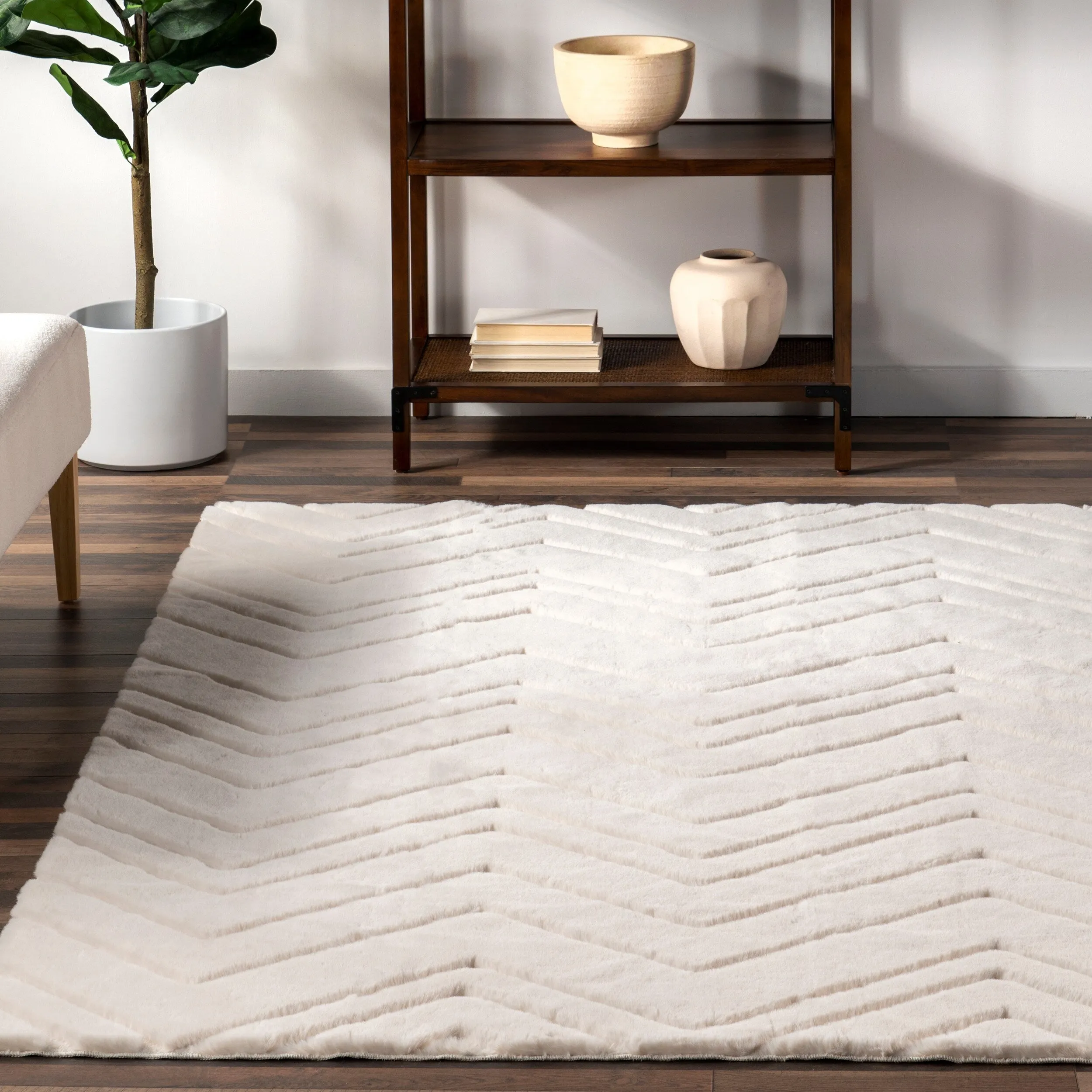 Nuloom Chevron SuperiorWash Faux Rabbit Machine Washable Area Rug
