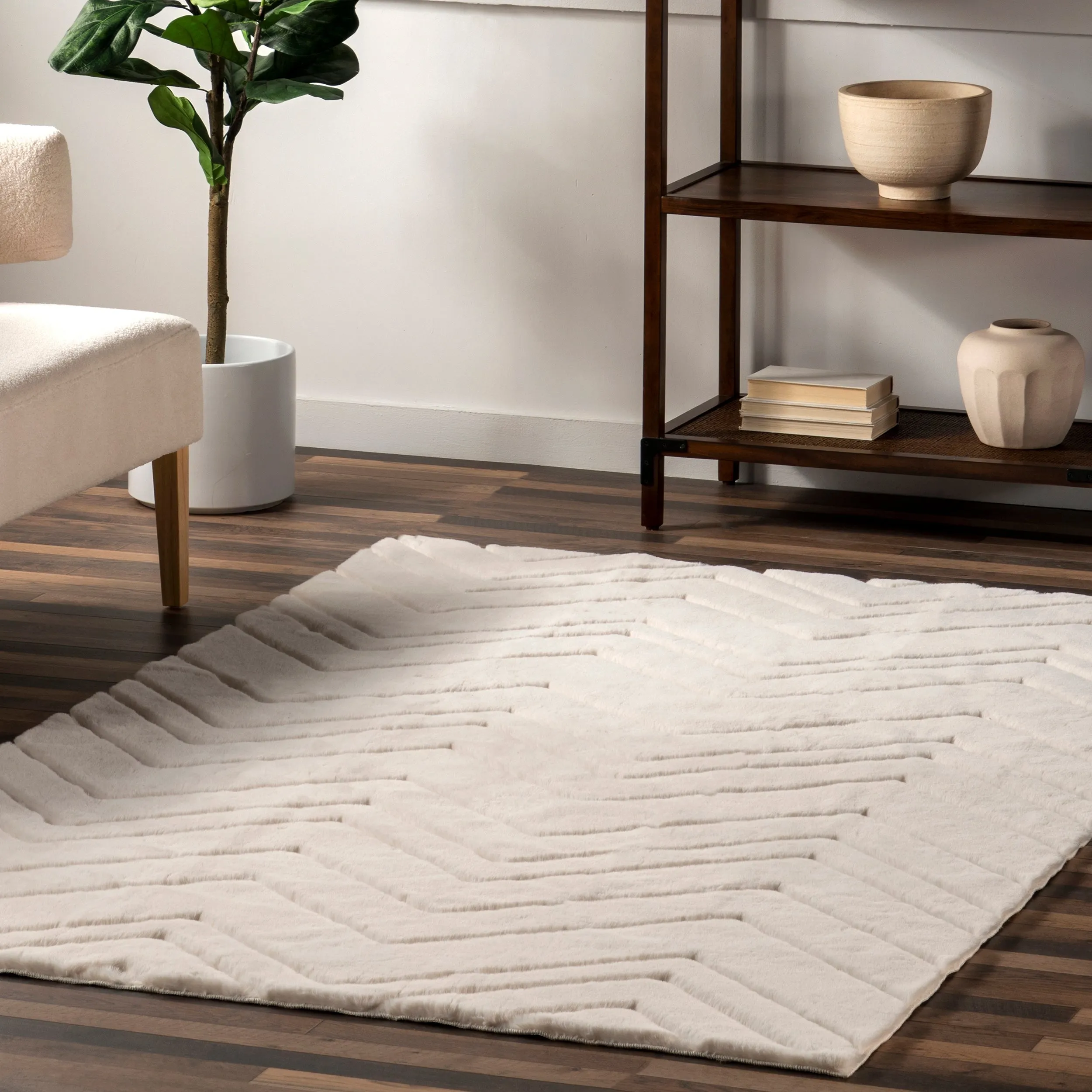 Nuloom Chevron SuperiorWash Faux Rabbit Machine Washable Area Rug