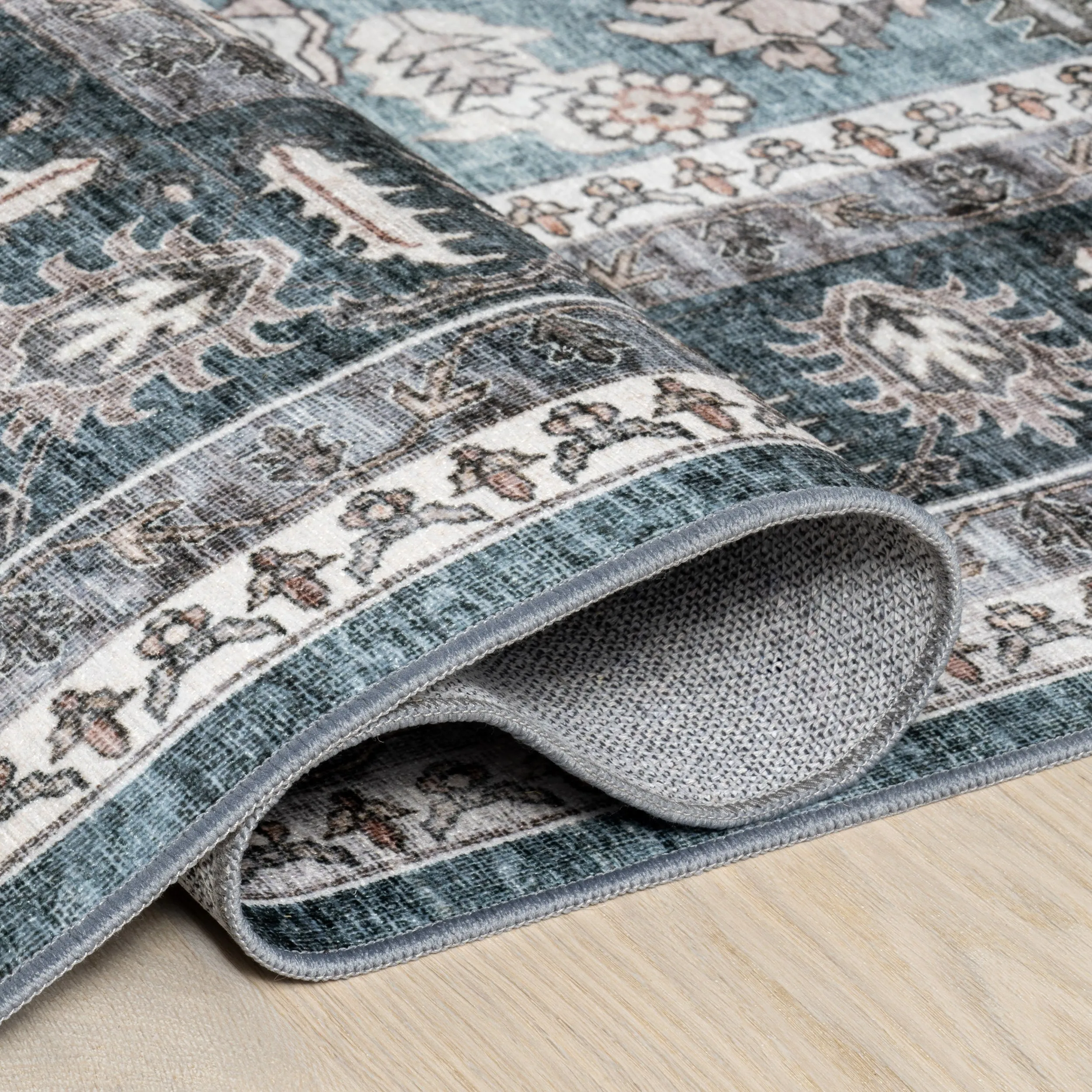 Nuloom Delisa Vintage Stain-Resistant Machine Washable Area Rug