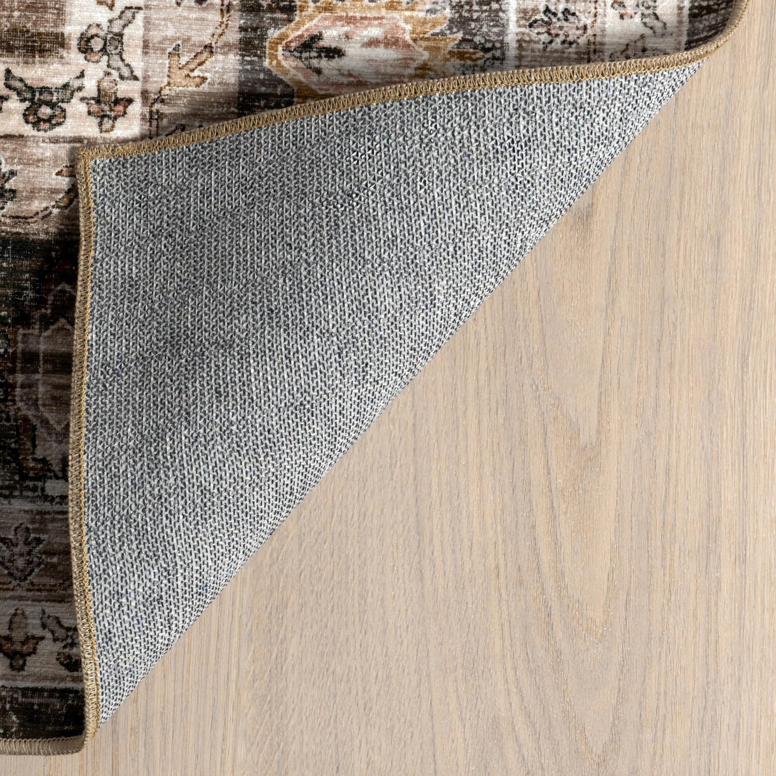 Nuloom Delisa Vintage Stain-Resistant Machine Washable Area Rug