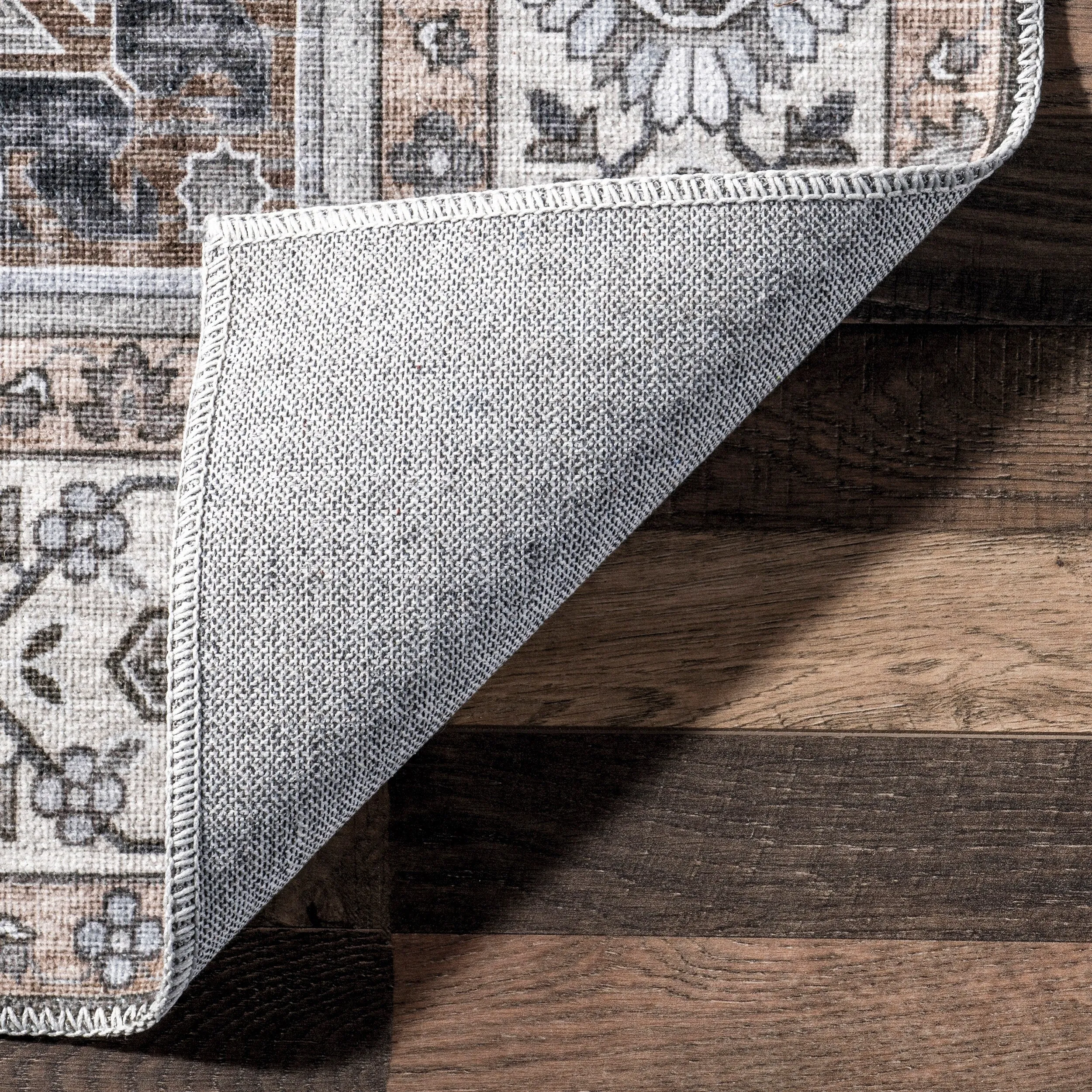 Nuloom Devin SpinClean Machine Washable Vintage Medallion Area Rug