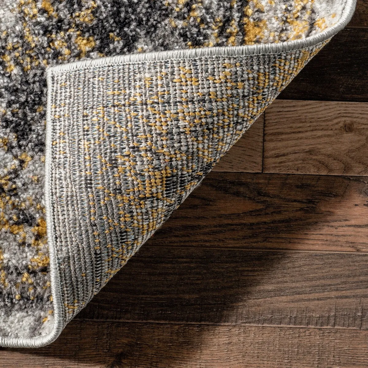 Nuloom Distressed Vintage Faded Floral Area Rug