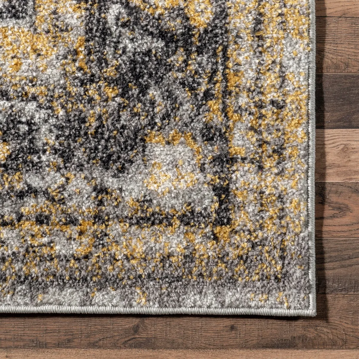 Nuloom Distressed Vintage Faded Floral Area Rug