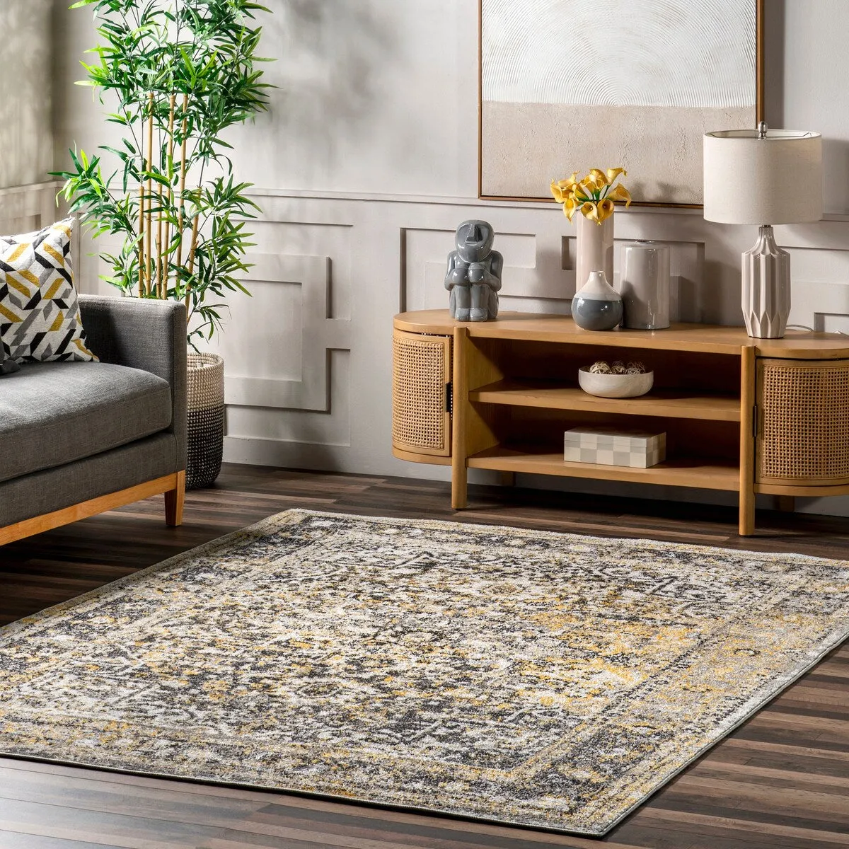 Nuloom Distressed Vintage Faded Floral Area Rug