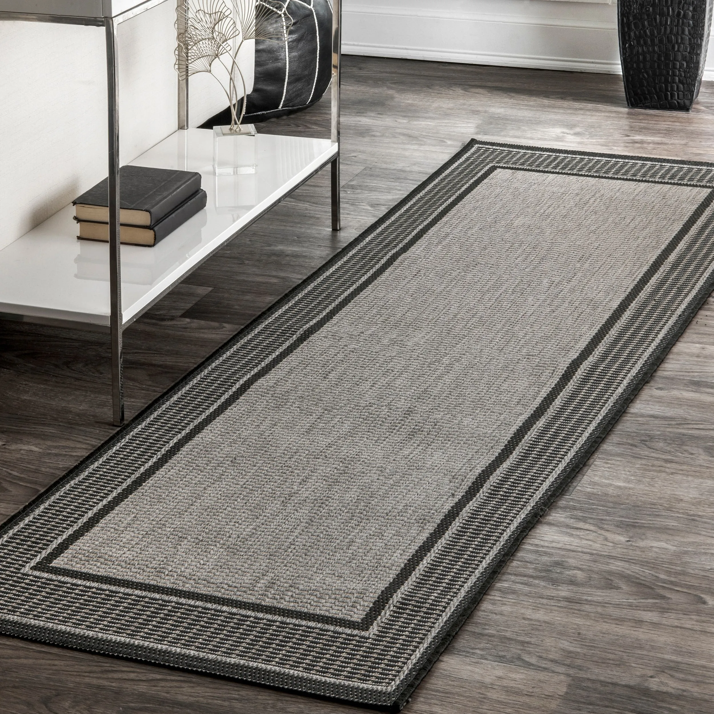 Nuloom Elizabeth Classic Bordered Indoor/Outdoor Area Rug