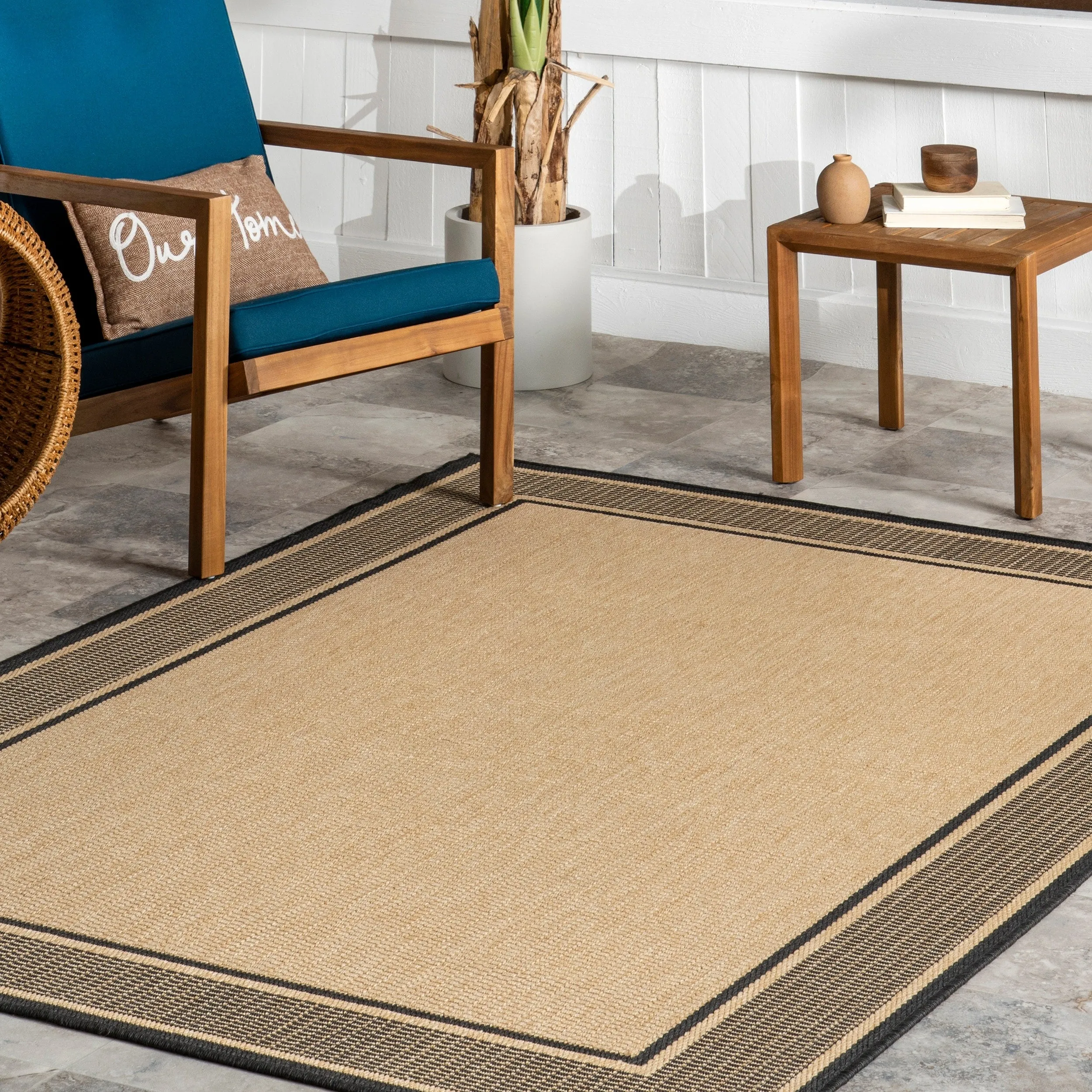Nuloom Elizabeth Classic Bordered Indoor/Outdoor Area Rug