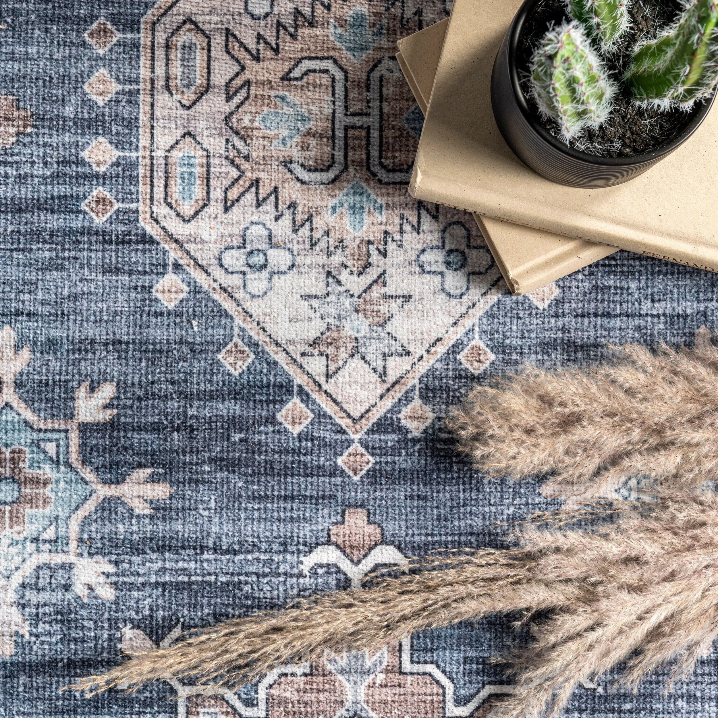 Nuloom Finley SpinClean Machine Washable Vintage Distressed Area Rug