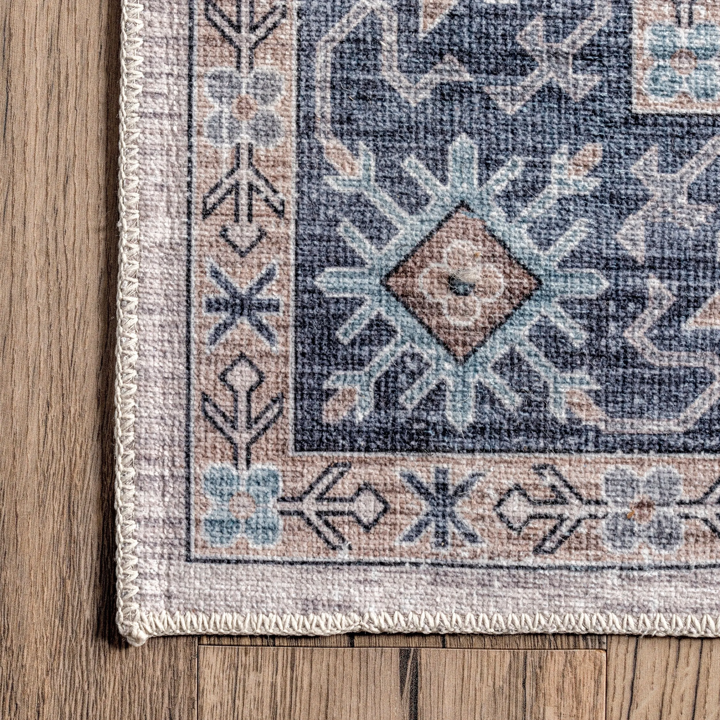 Nuloom Finley SpinClean Machine Washable Vintage Distressed Area Rug