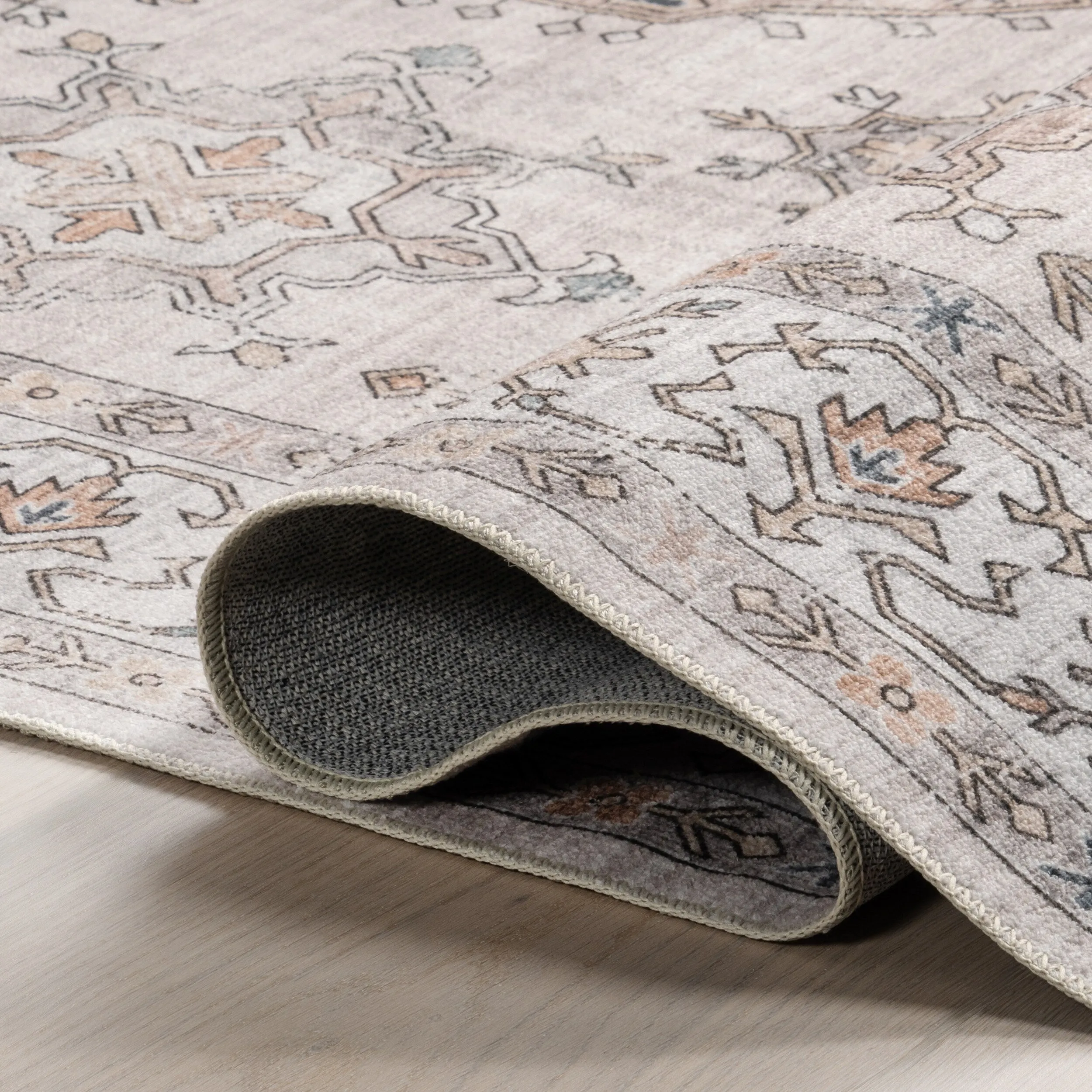 Nuloom Finley SpinClean Machine Washable Vintage Distressed Area Rug