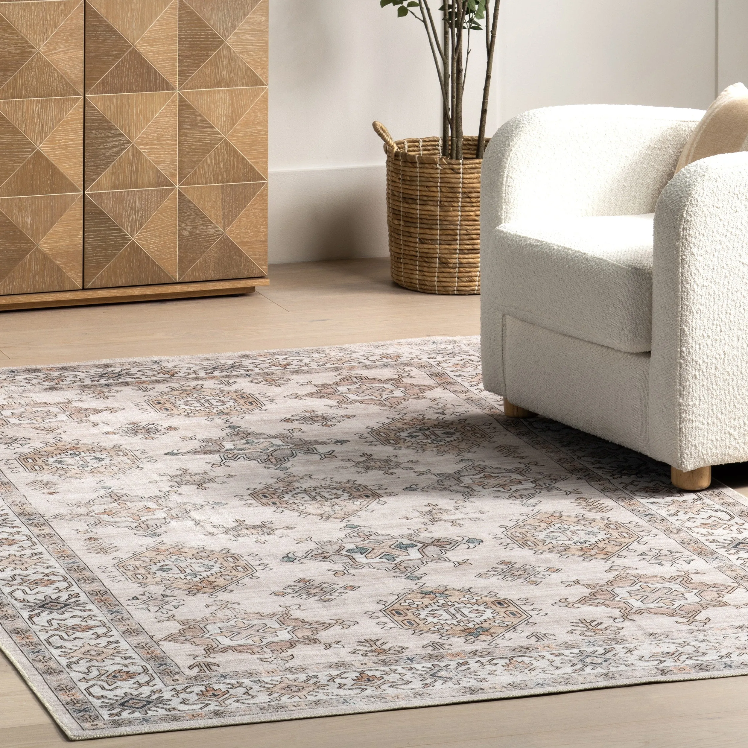 Nuloom Finley SpinClean Machine Washable Vintage Distressed Area Rug