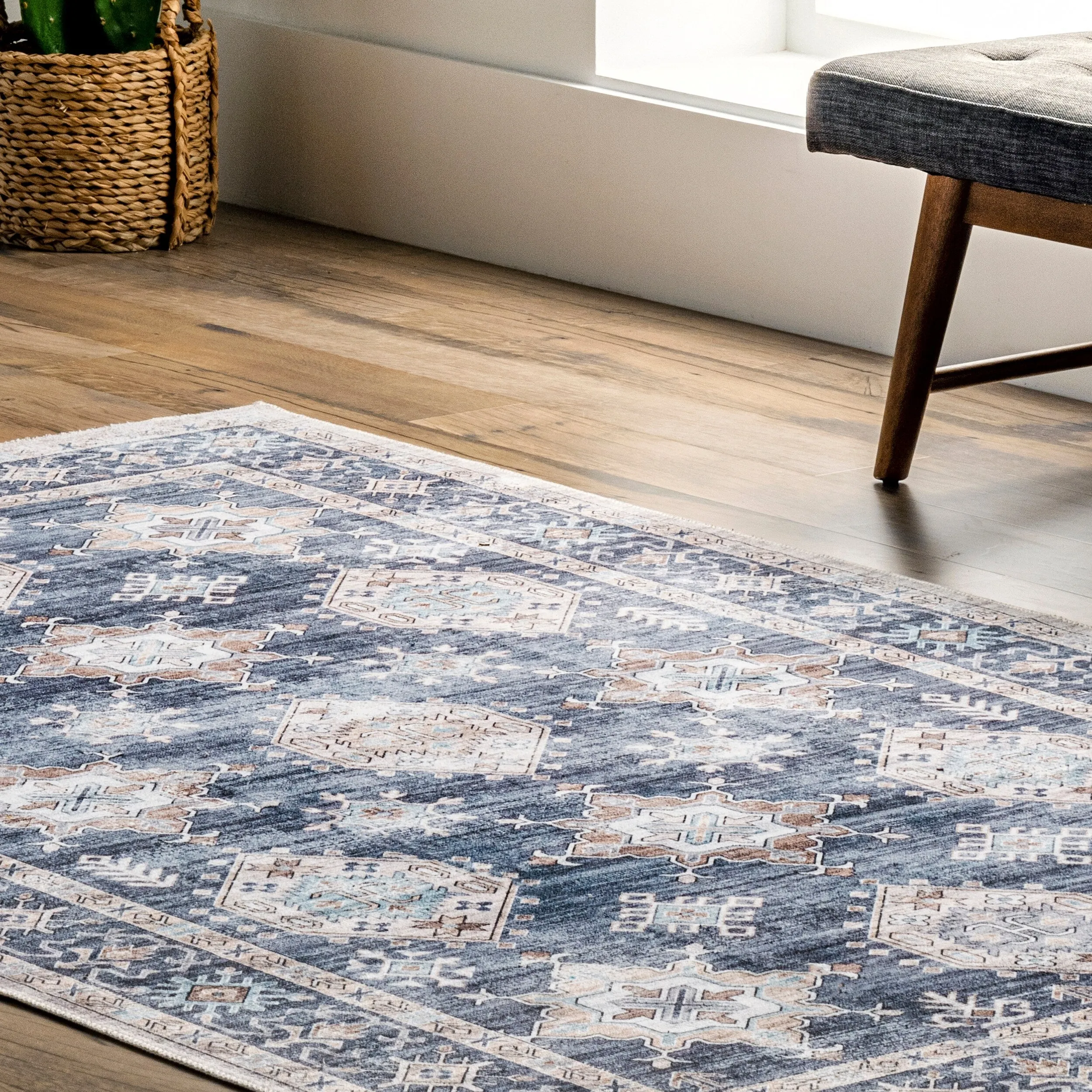 Nuloom Finley SpinClean Machine Washable Vintage Distressed Area Rug