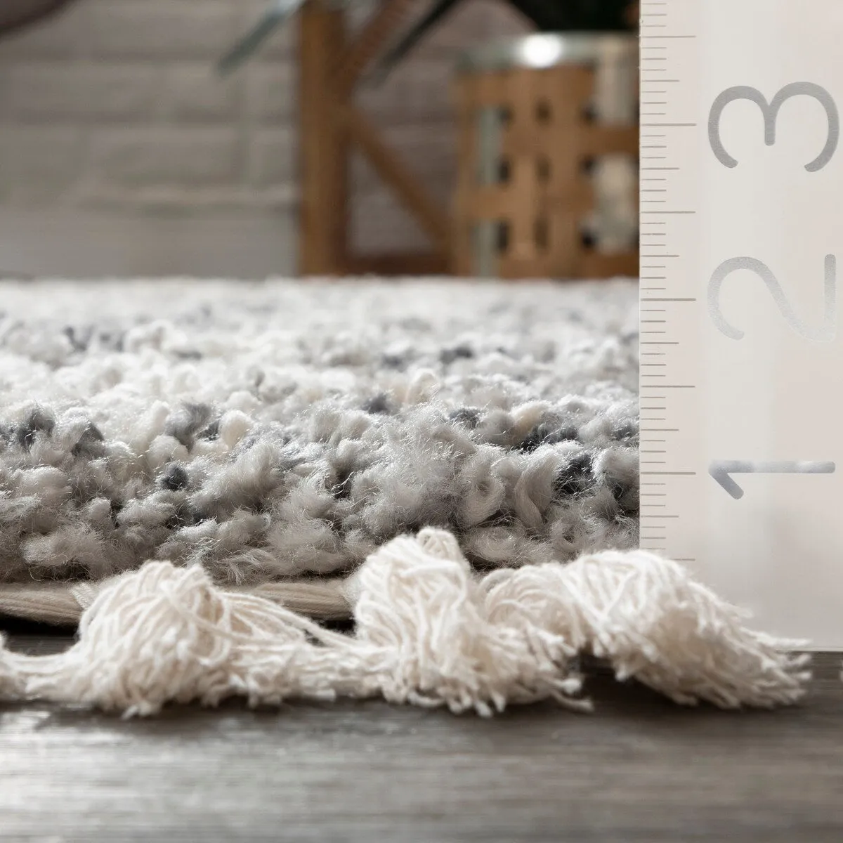 Nuloom Freddie Diamond Banded Contemporary Area Rug with Tassel
