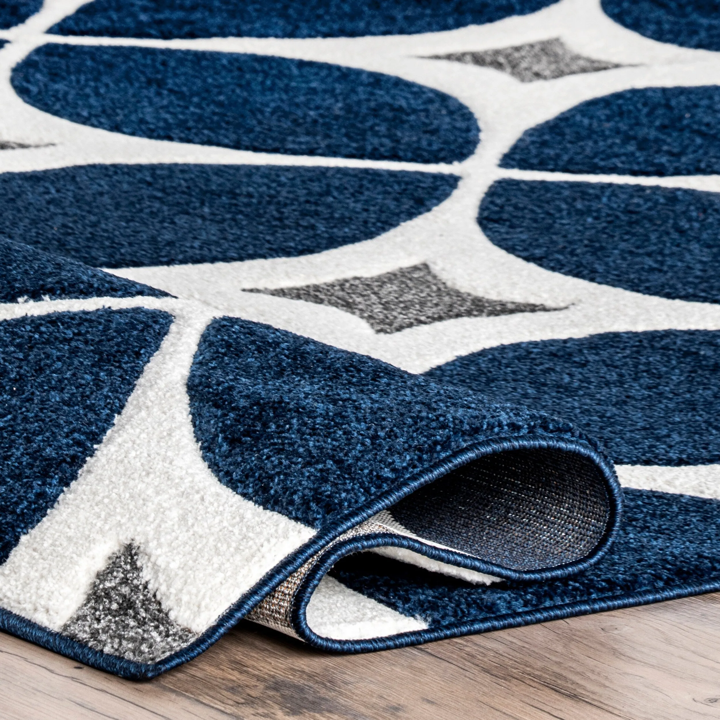 Nuloom Gabriela Contemporary Trellis Area Rug