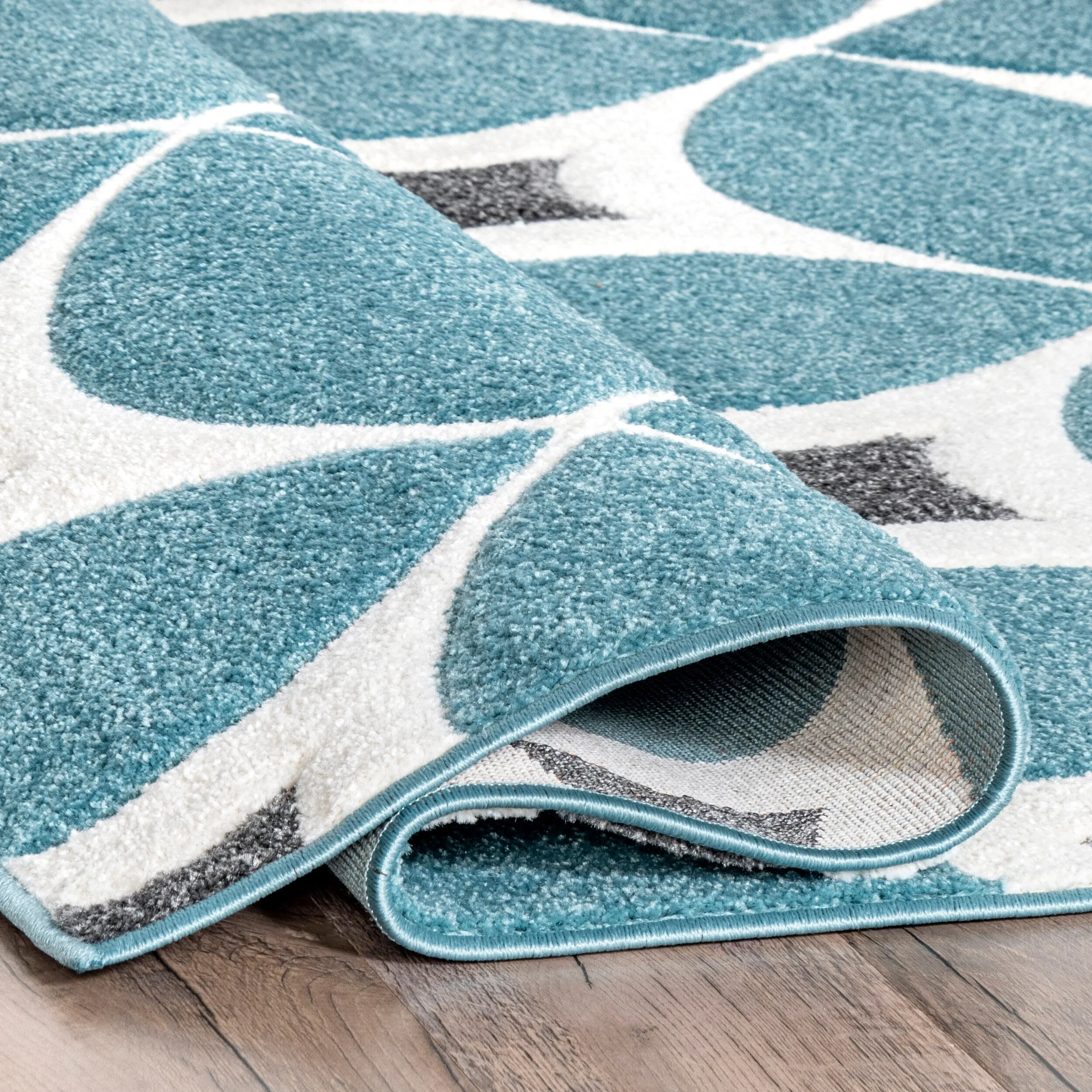 Nuloom Gabriela Contemporary Trellis Area Rug