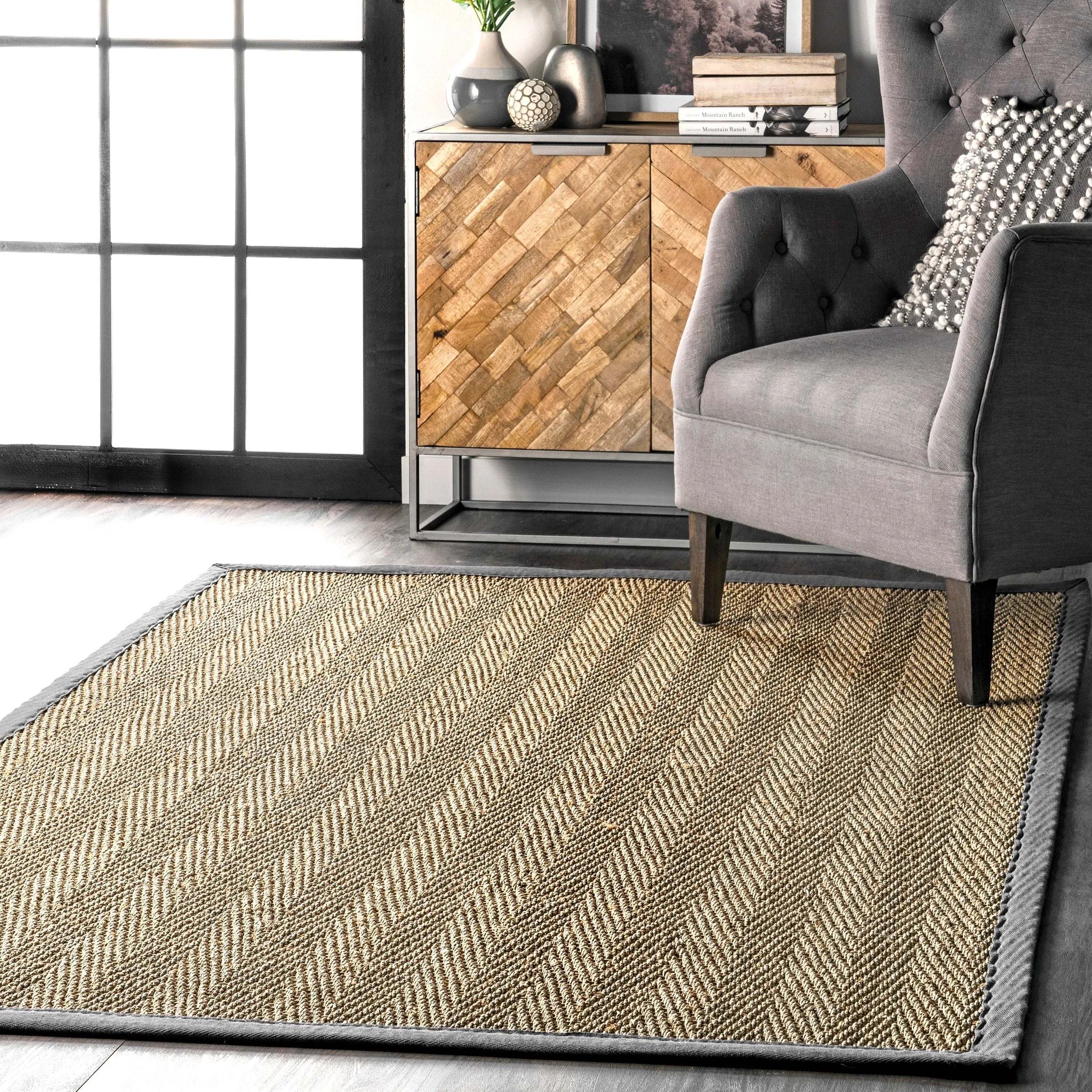Nuloom Geometric Natural Fiber Seagrass Chevron Area Rug