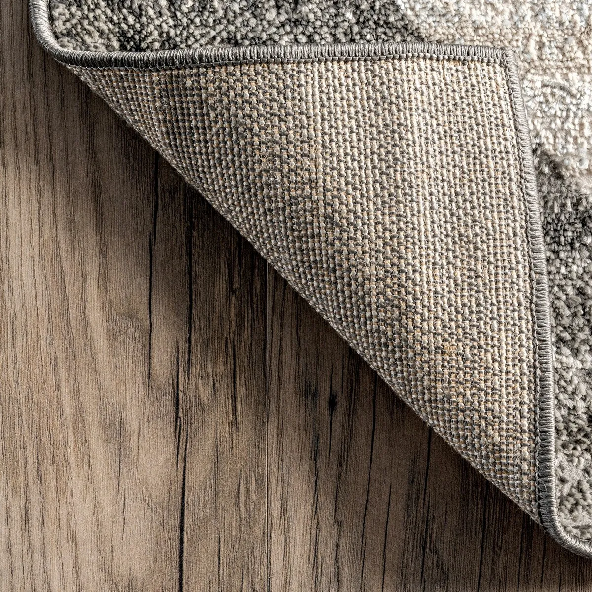 Nuloom Gianna Contemporary Geometric Checker Tile Area Rug