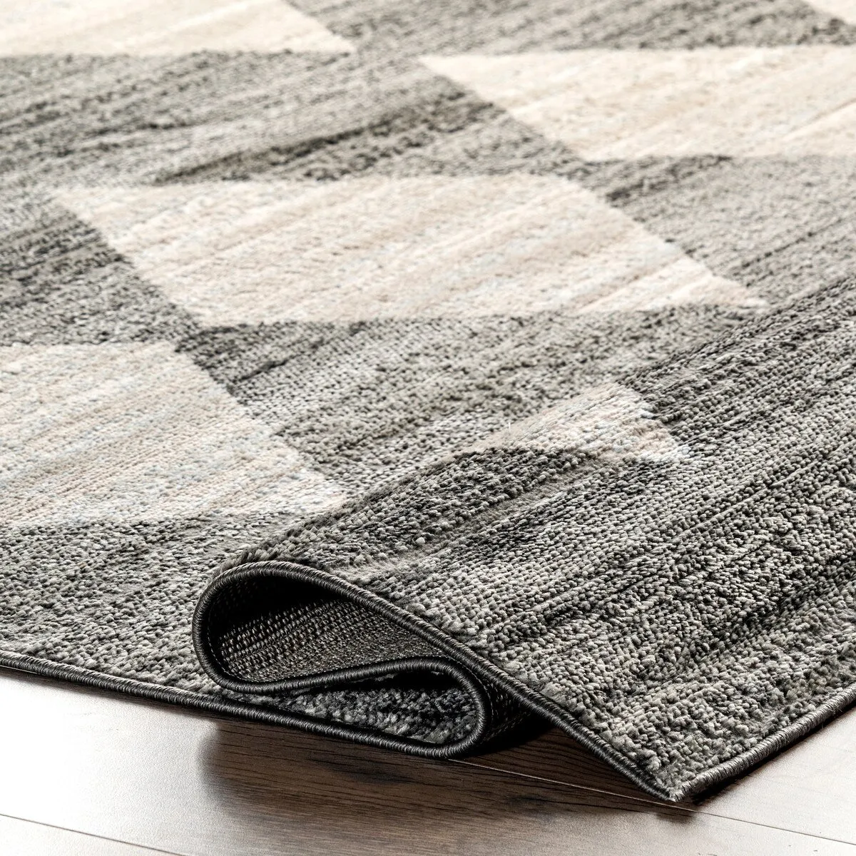 Nuloom Gianna Contemporary Geometric Checker Tile Area Rug