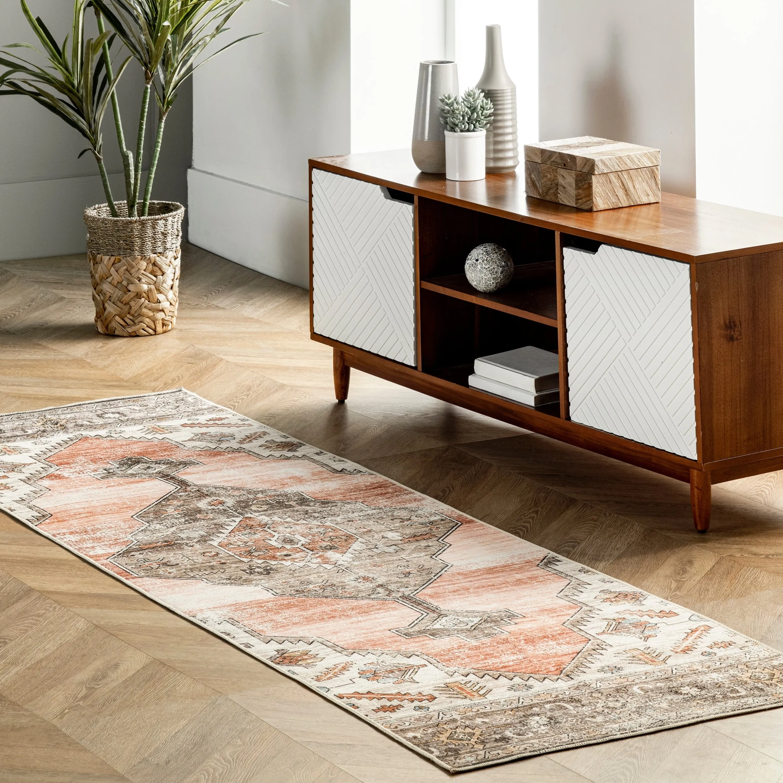 Nuloom Gracie SpinClean Distressed Medallion Machine Washable Area Rug