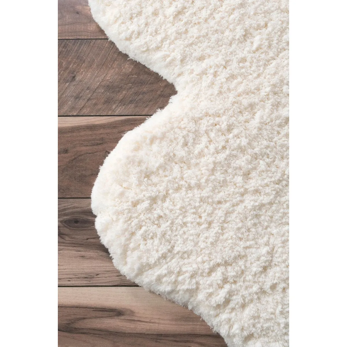 Nuloom Hand Tufted Double Pelt Faux Sheepskin Area Rug