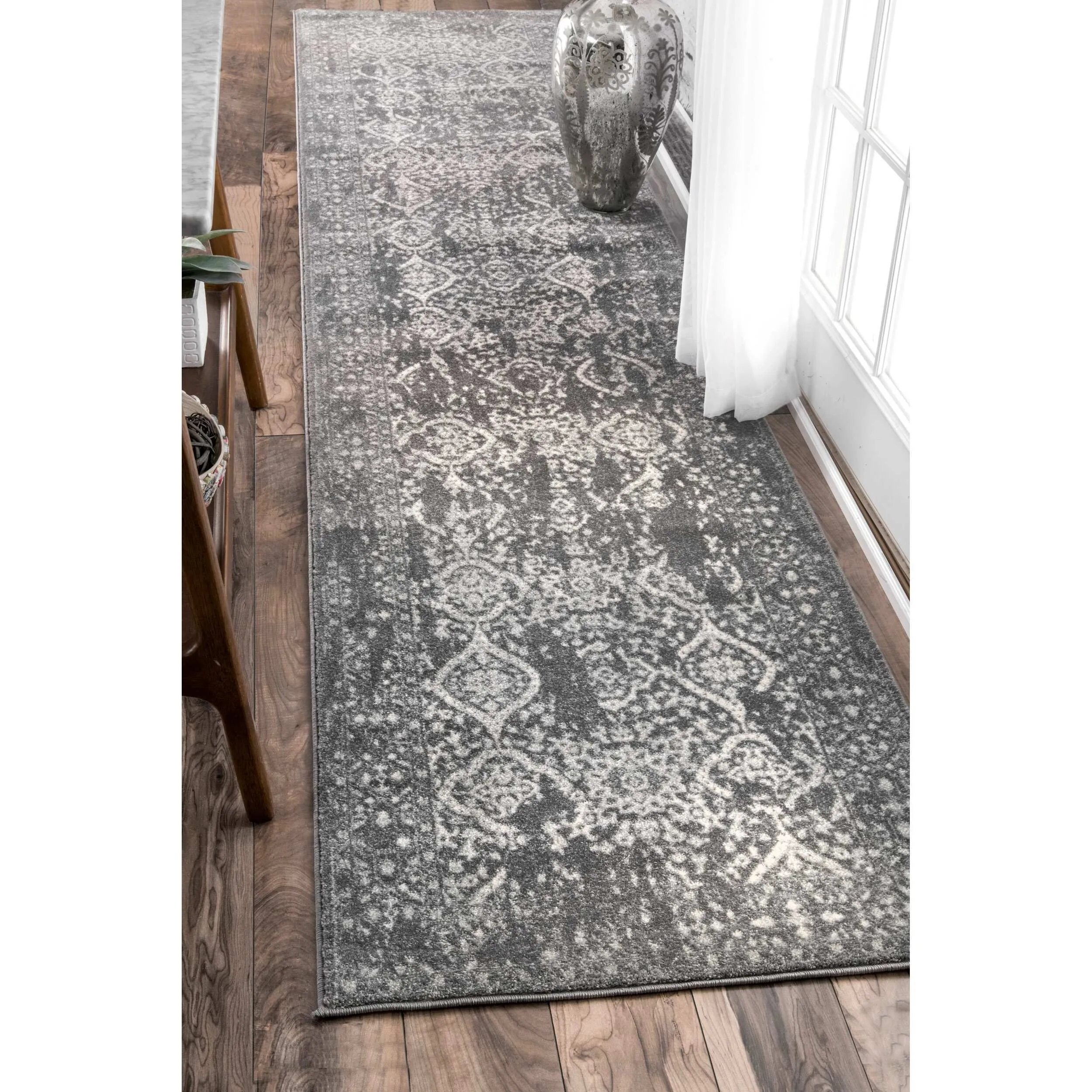 Nuloom Jacky Floral Vintage Area Rug