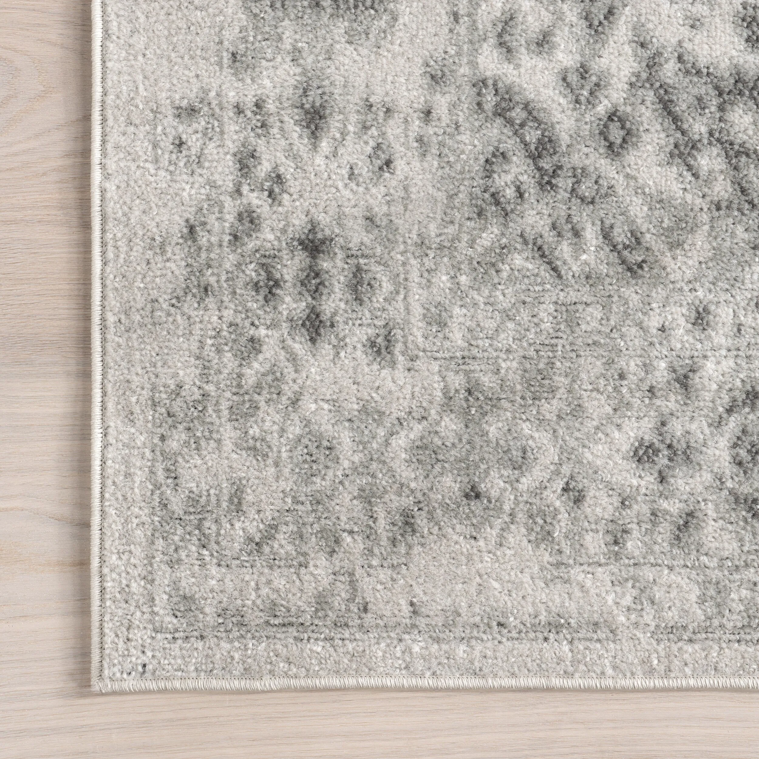Nuloom Jacky Floral Vintage Area Rug