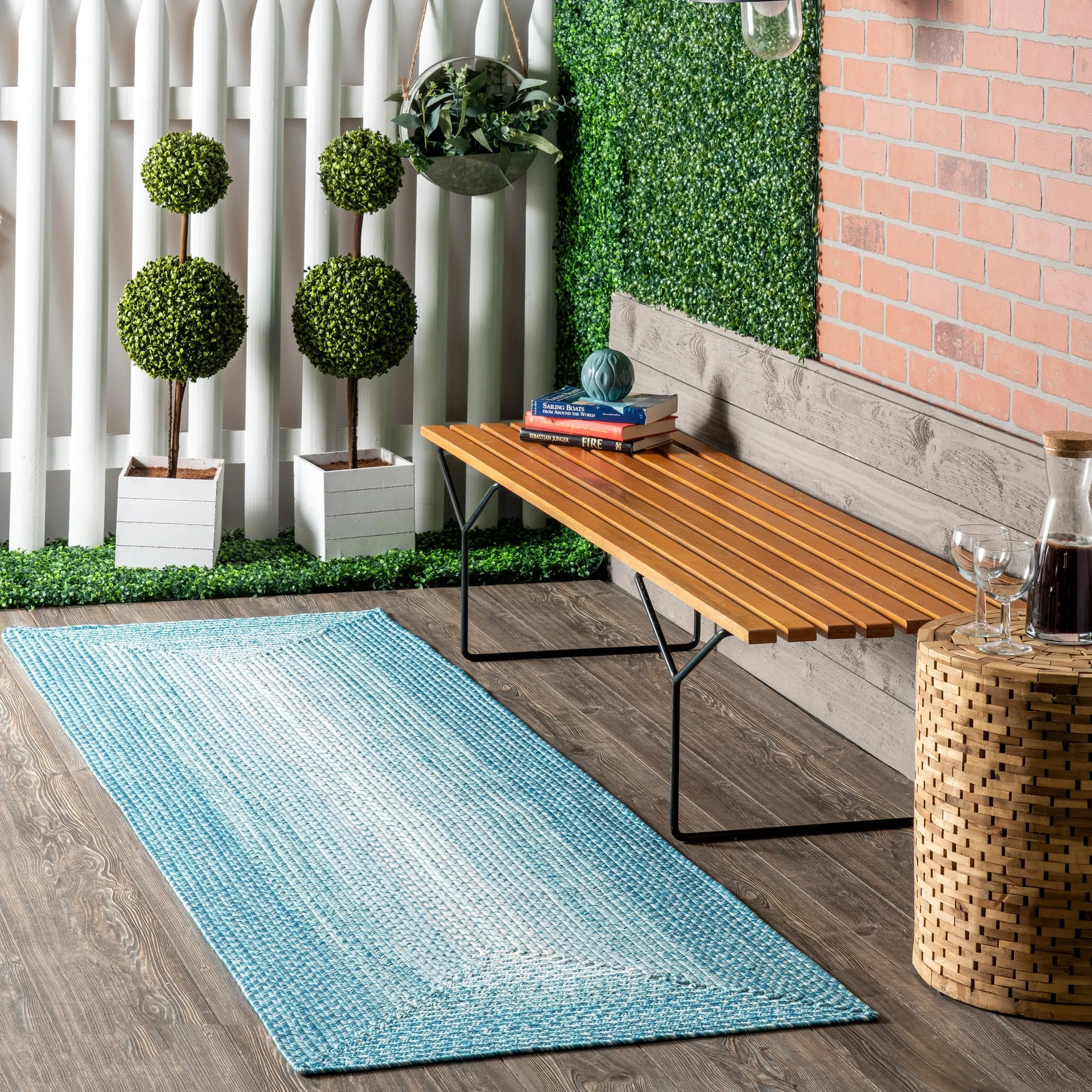 Nuloom Jayda Braided Ombre Indoor/Outdoor Area Rug