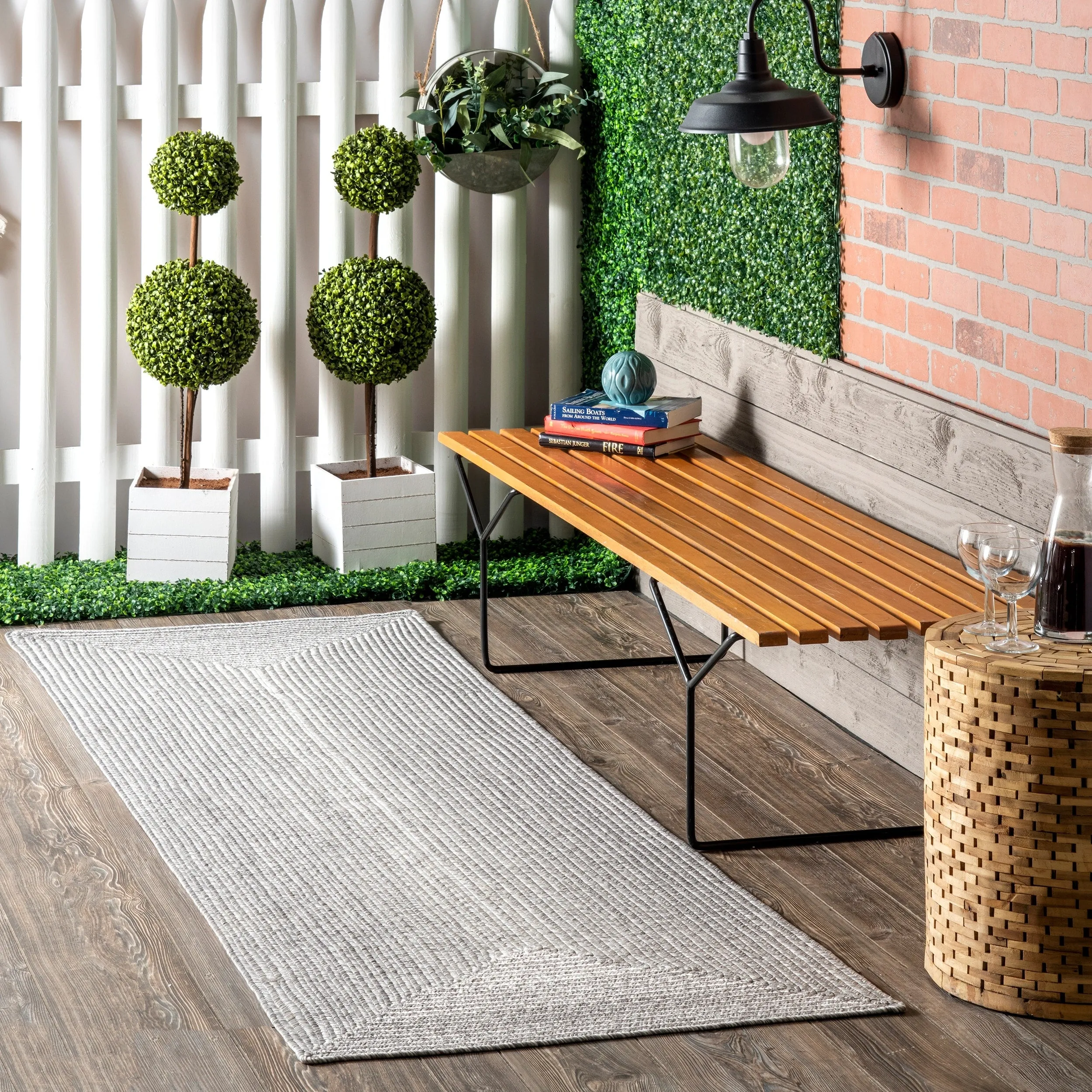 Nuloom Jayda Braided Ombre Indoor/Outdoor Area Rug