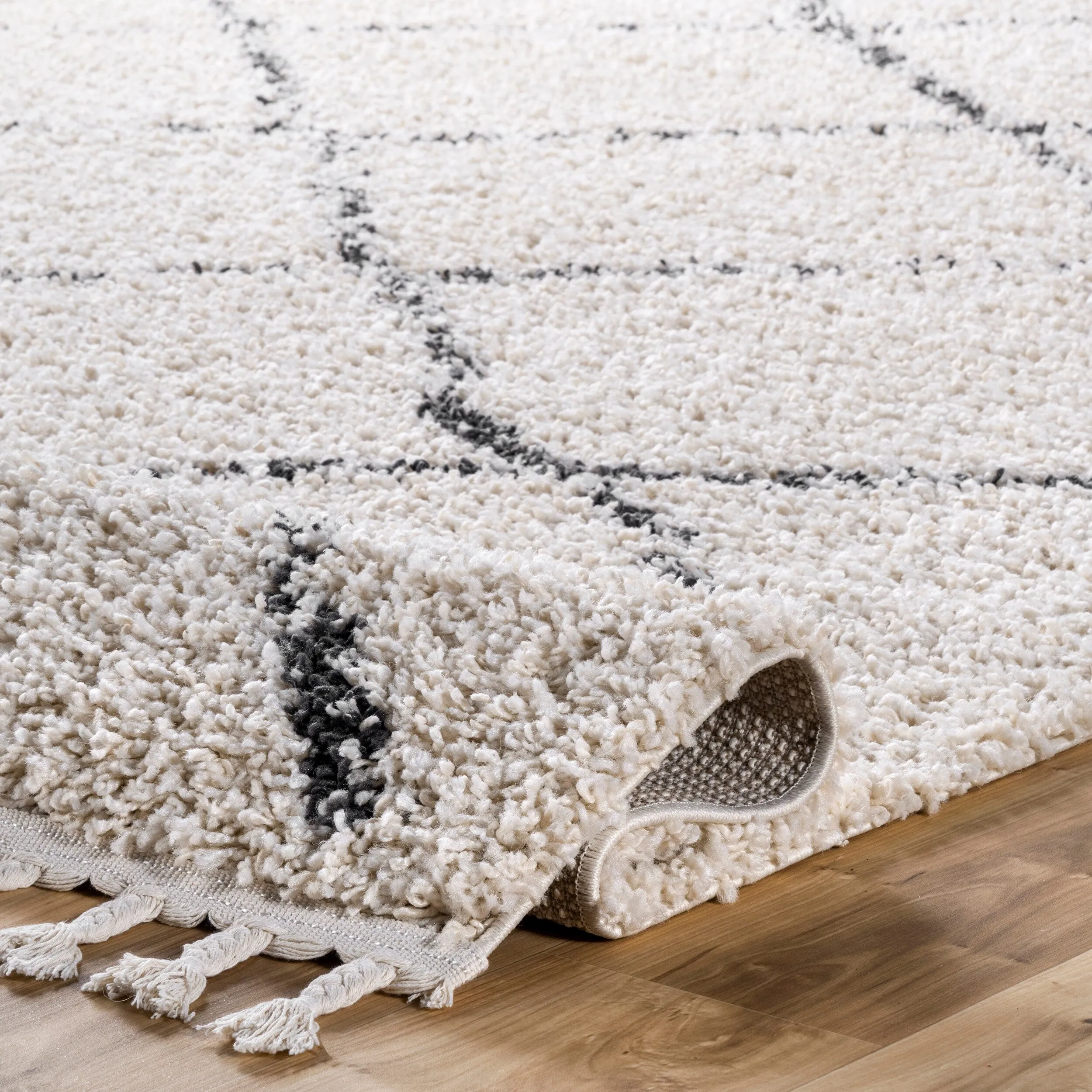 Nuloom Jessie Moroccan Lattice Tassel Area Rug