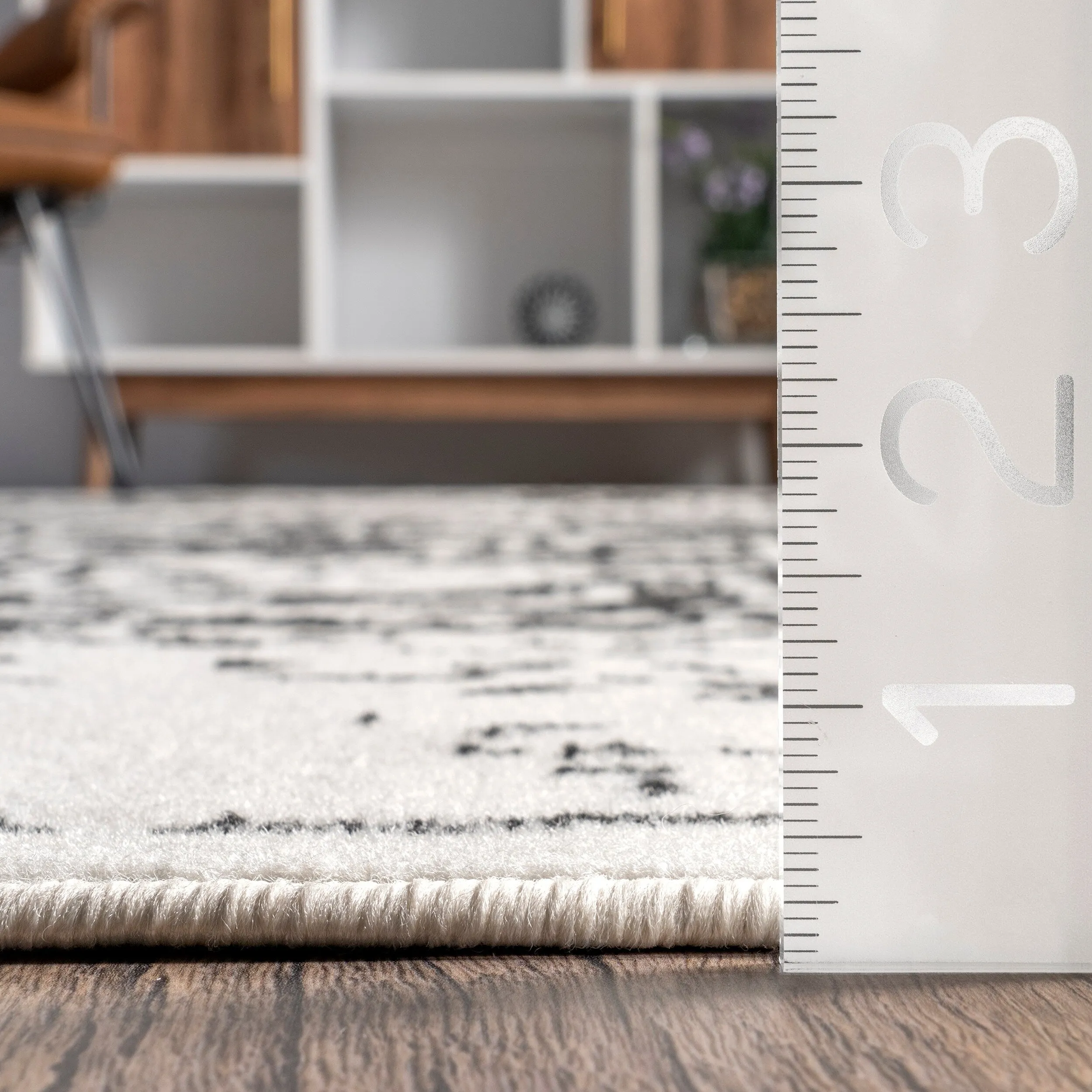 Nuloom Jordana Vintage Distressed Medallion Area Rug