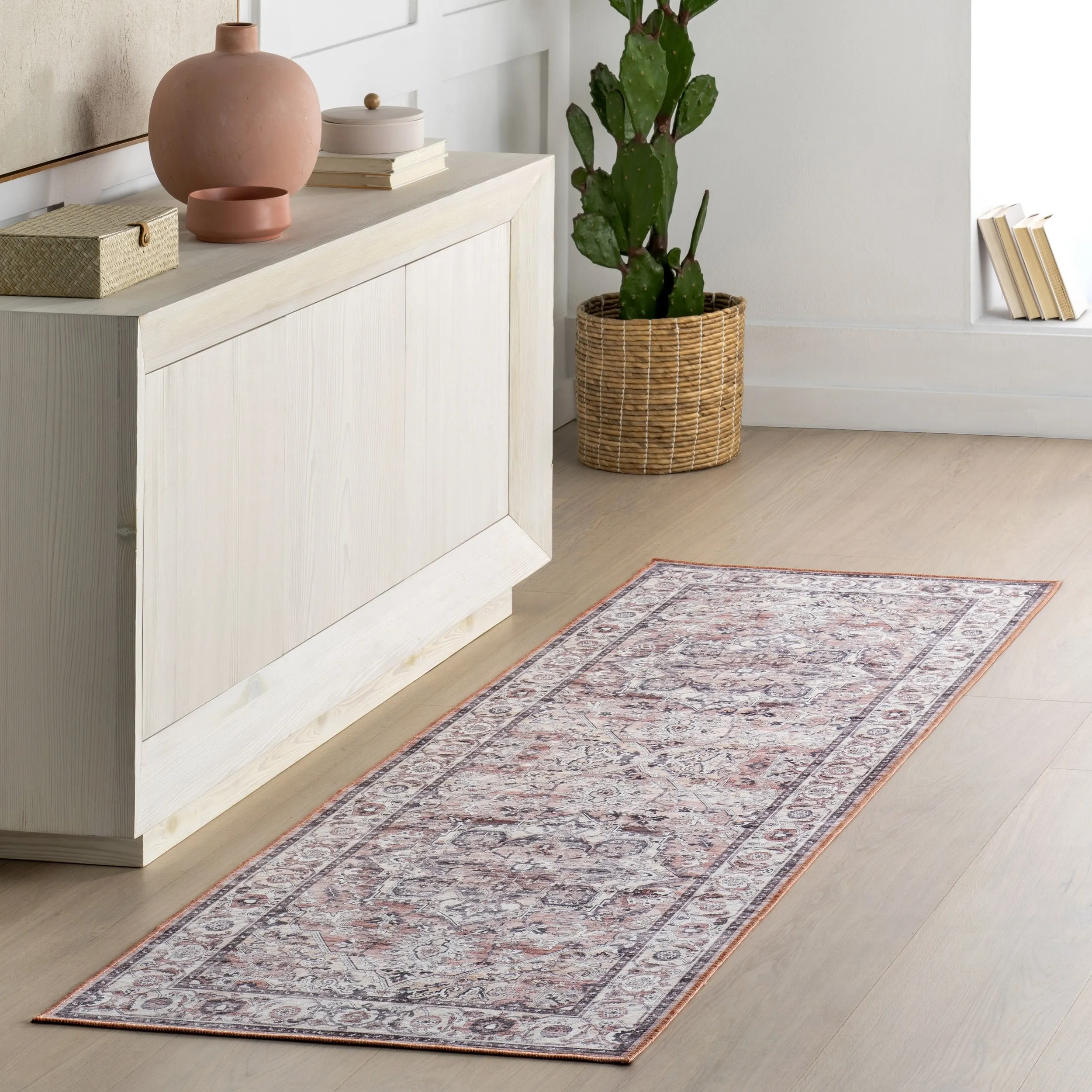 Nuloom Joslyn SpinClean Traditional Floral Machine Washable Area Rug