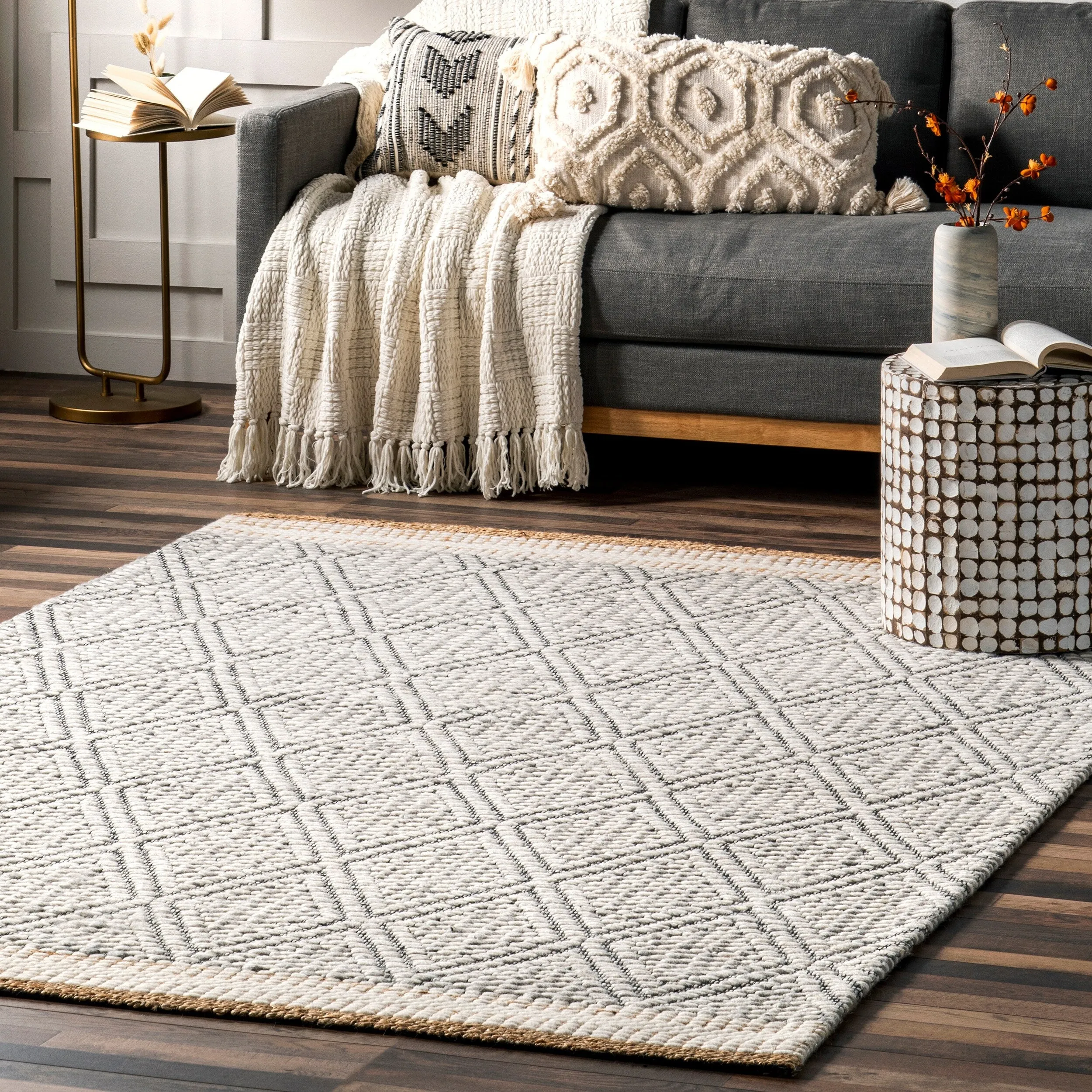 Nuloom Laura Bohemian Trellis Wool and Jute Area Rug