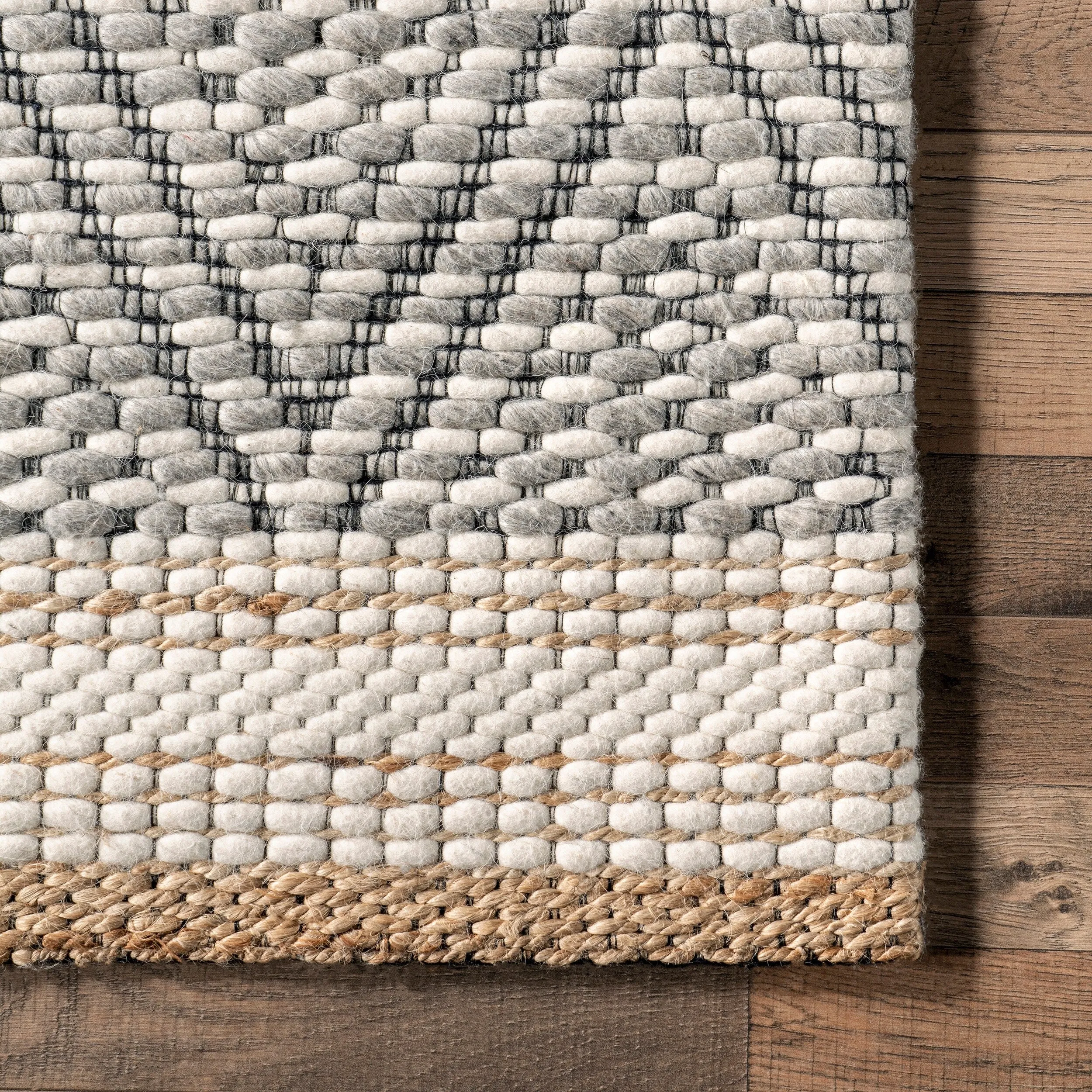 Nuloom Laura Bohemian Trellis Wool and Jute Area Rug
