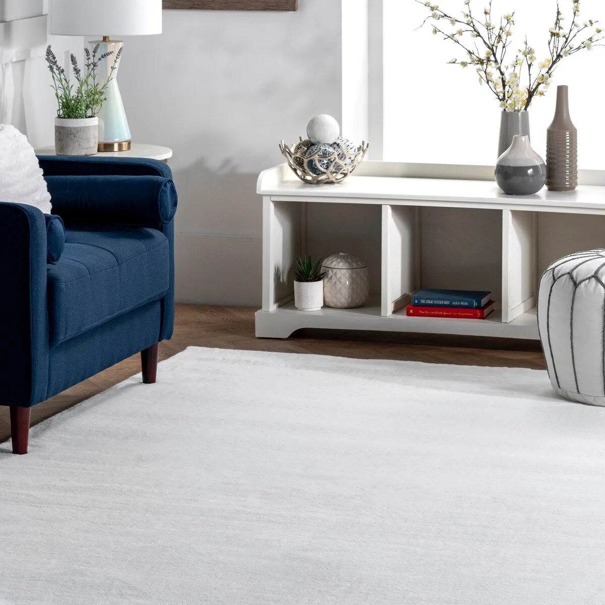 Nuloom Layne Soft Silky Faux Rabbit Fur Area Rug