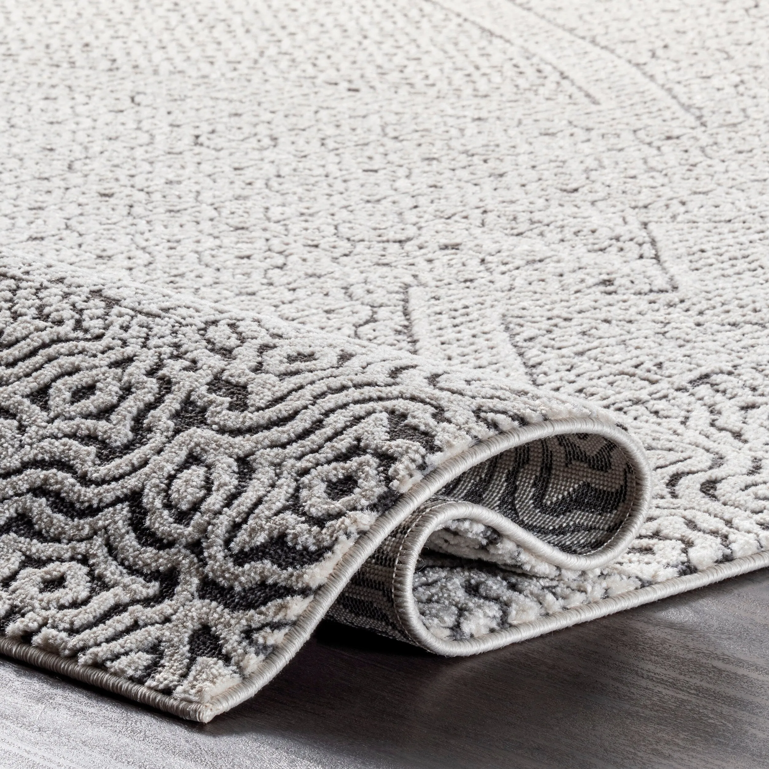 Nuloom Light Grey Aztec Print Area Rug