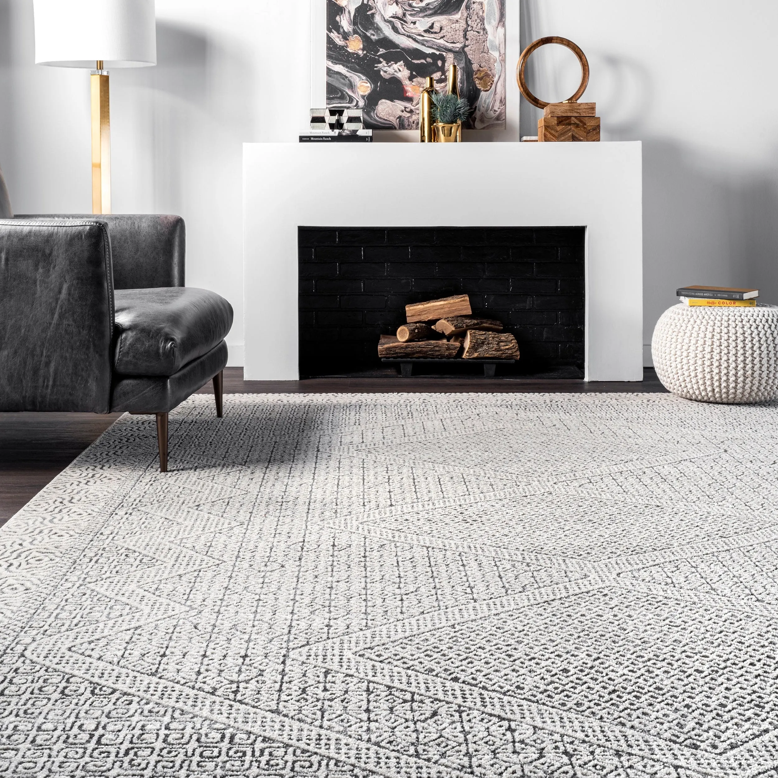 Nuloom Light Grey Aztec Print Area Rug
