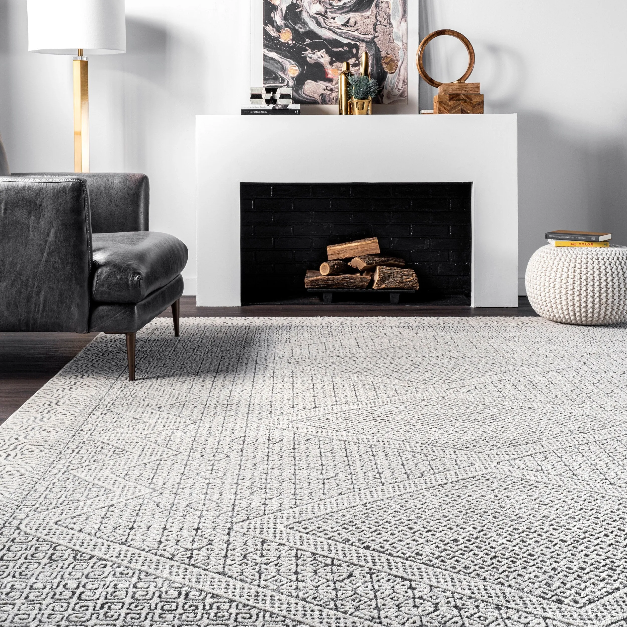 Nuloom Light Grey Aztec Print Area Rug